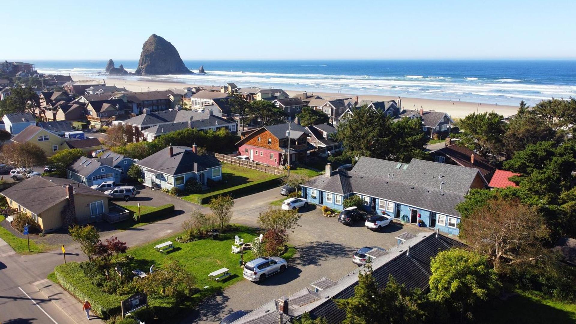 Cannon Beach Hotel Collection photo 11