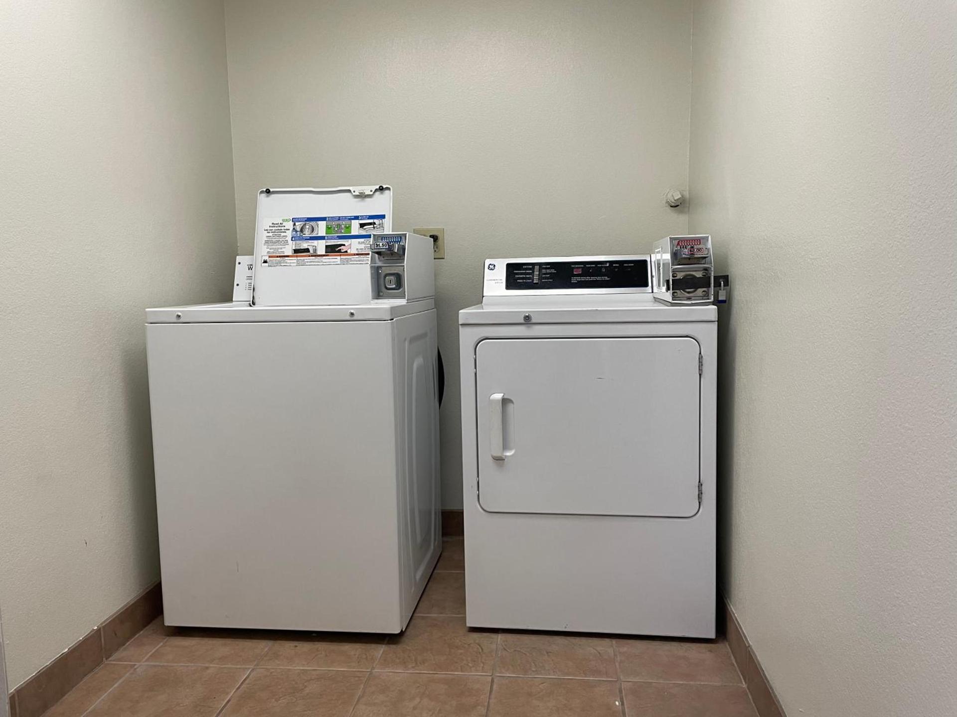 Super 8 by Wyndham Amarillo Central TX photo 49