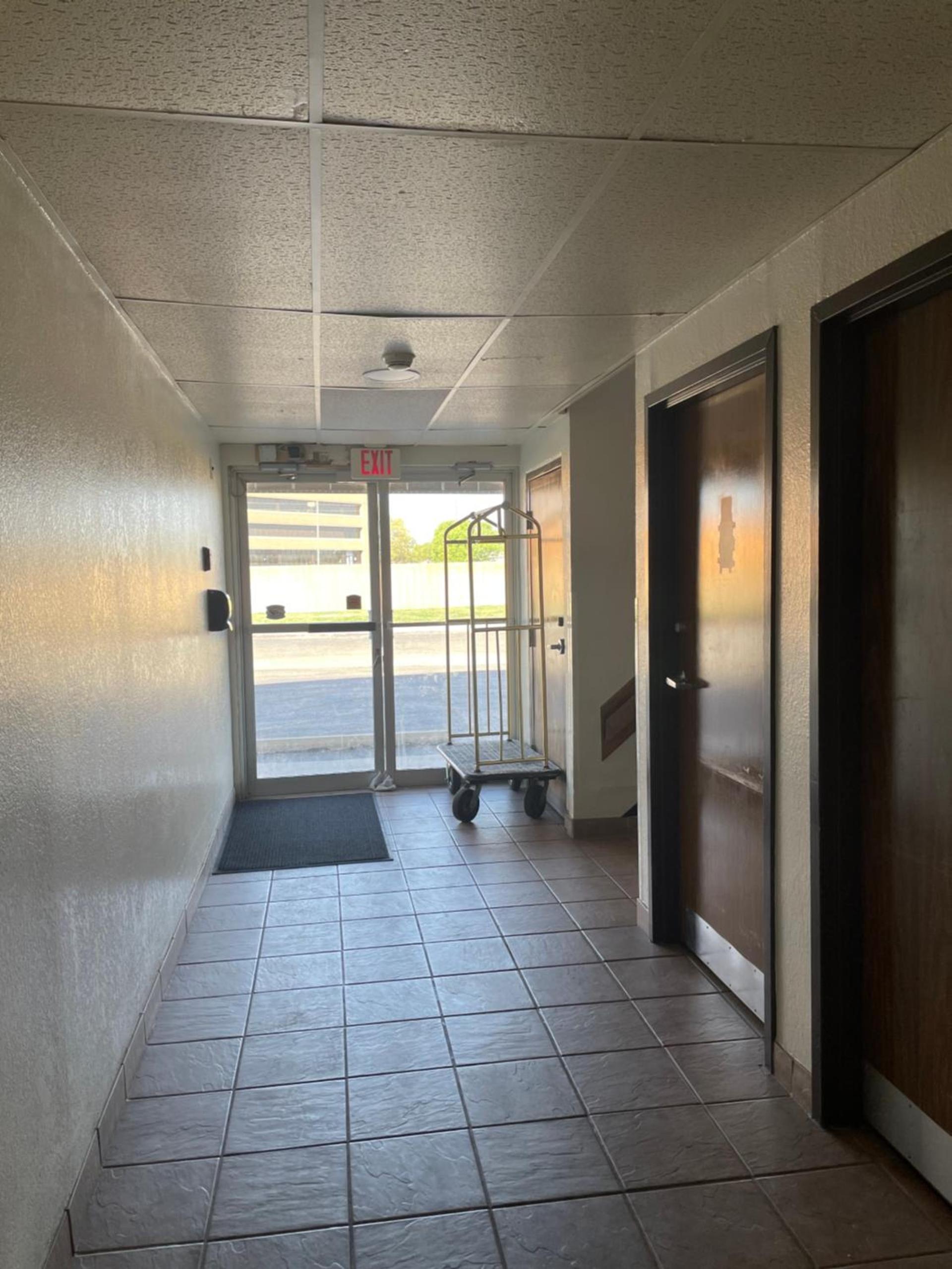 Super 8 by Wyndham Amarillo Central TX photo 47