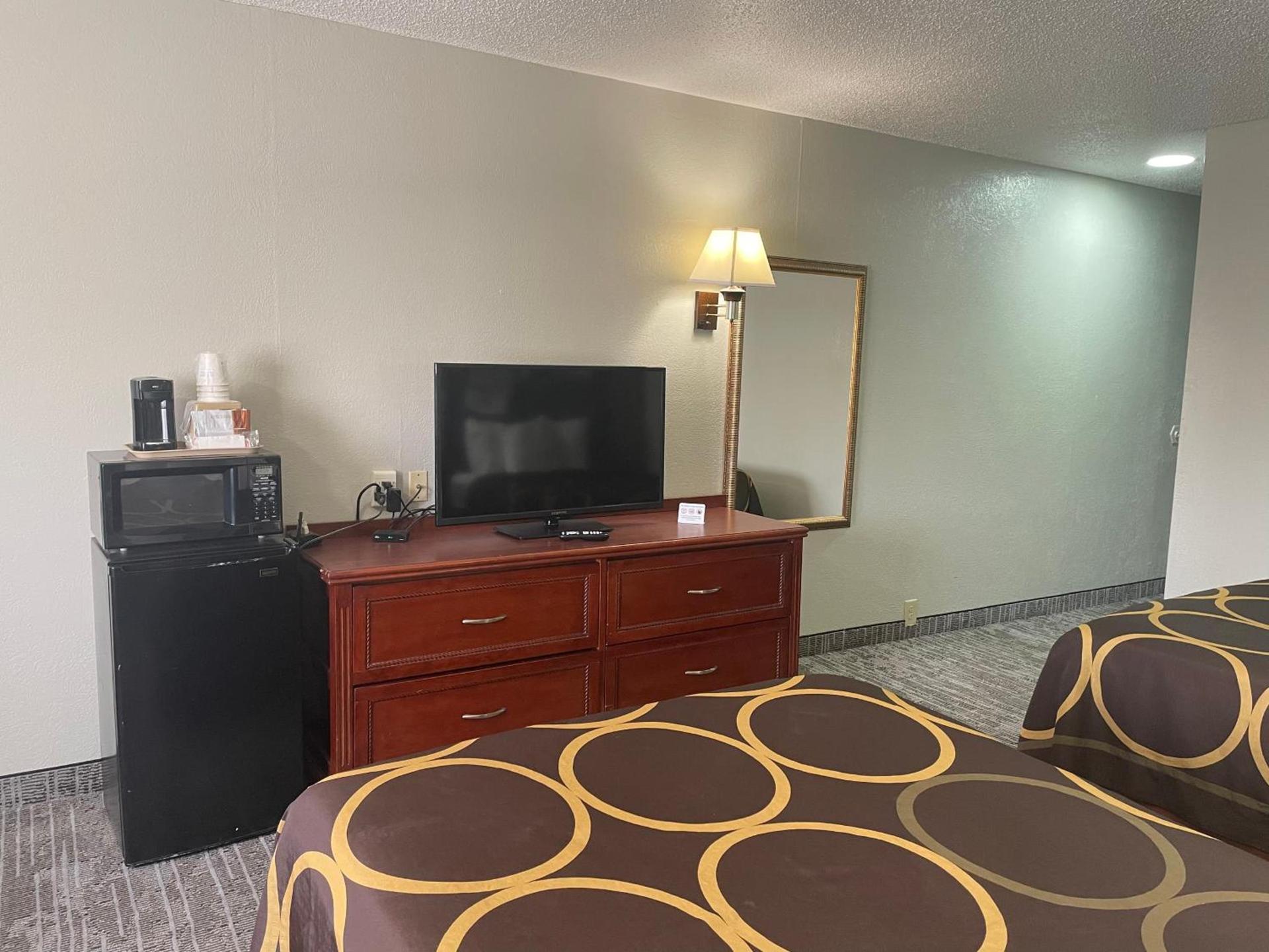 Super 8 by Wyndham Amarillo Central TX photo 45
