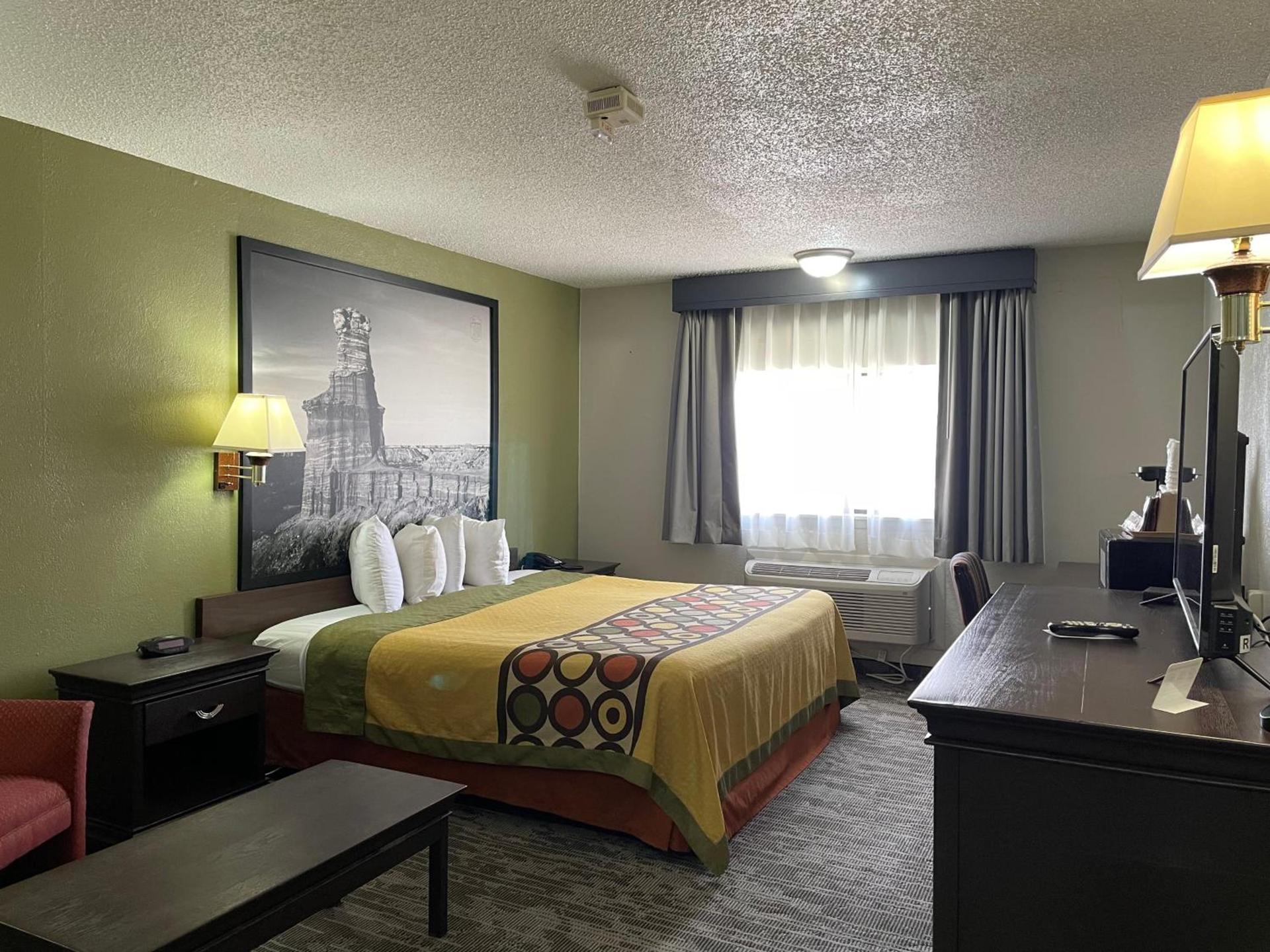 Super 8 by Wyndham Amarillo Central TX photo 58