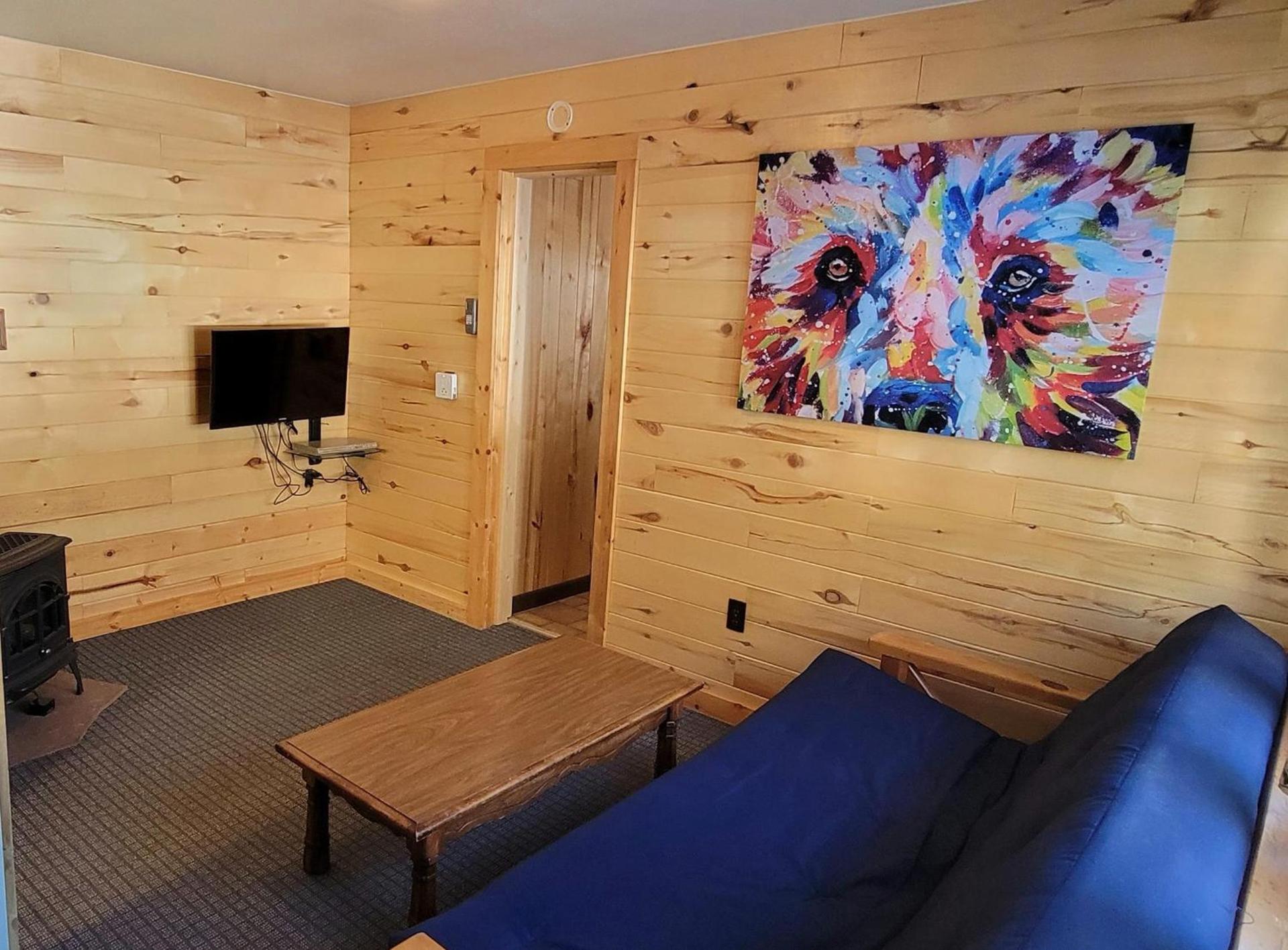Swiftcurrent Lodge photo 22