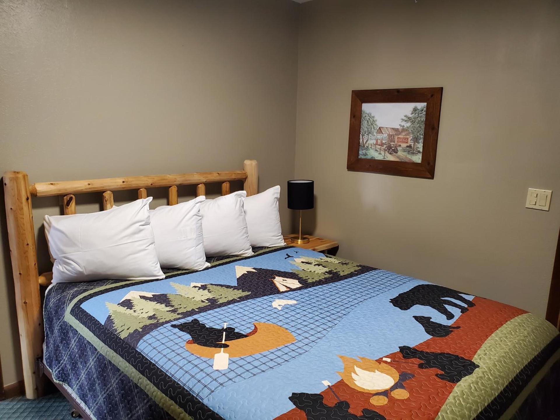 Swiftcurrent Lodge photo 23