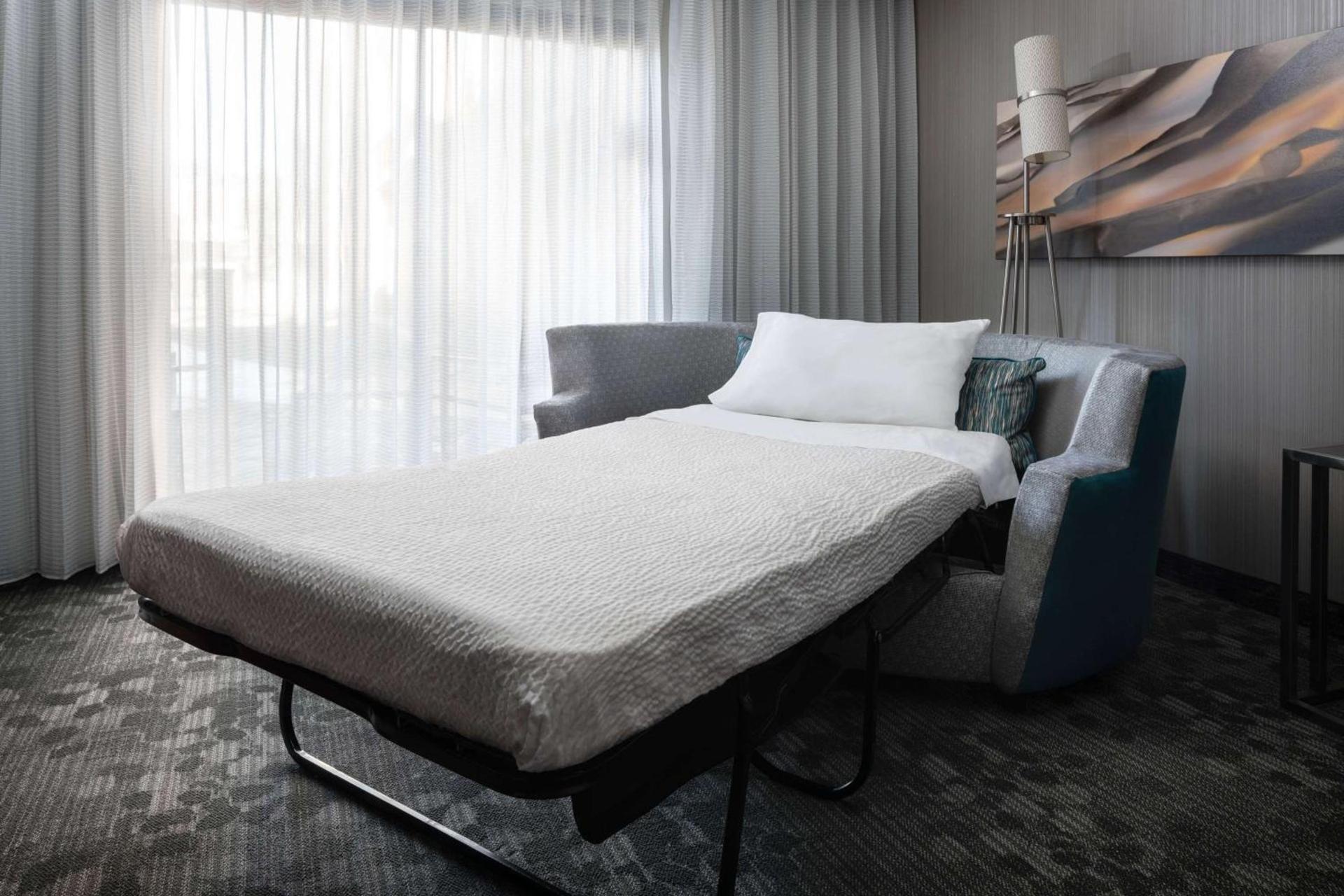 Sonesta Select Phoenix Camelback photo 13