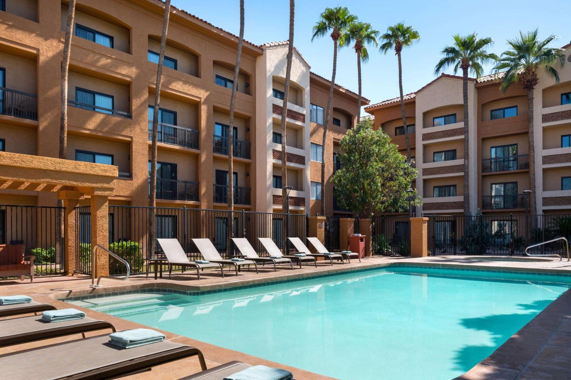 Sonesta Select Phoenix Camelback photo 36