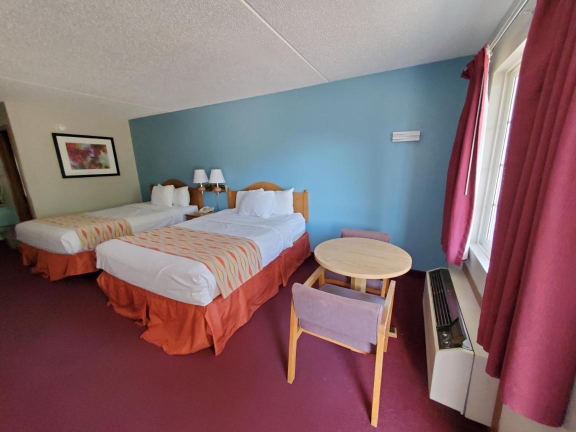 Spinning Wheel Inn photo 5