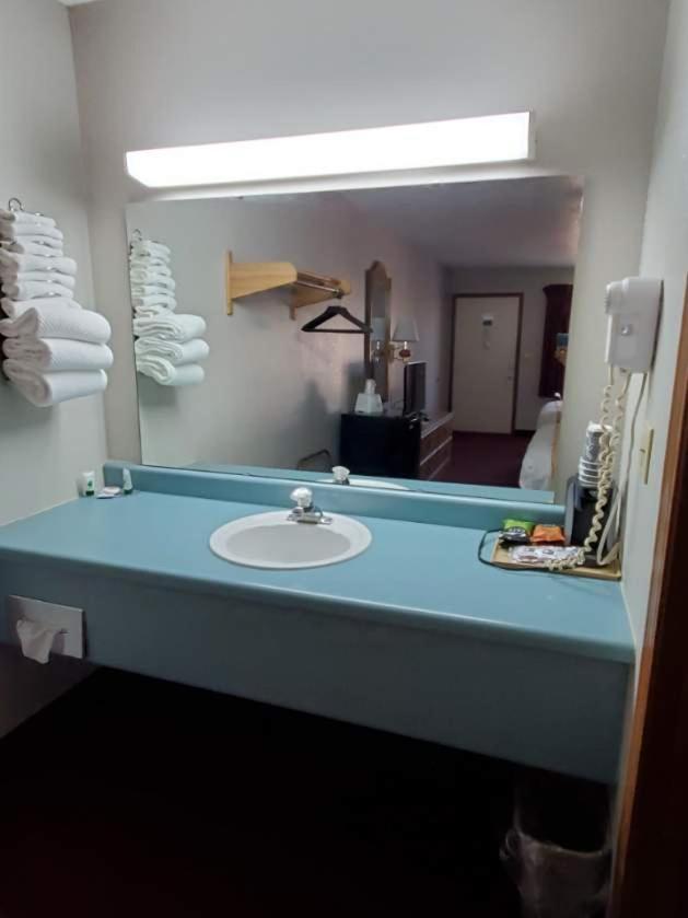 Spinning Wheel Inn photo 2
