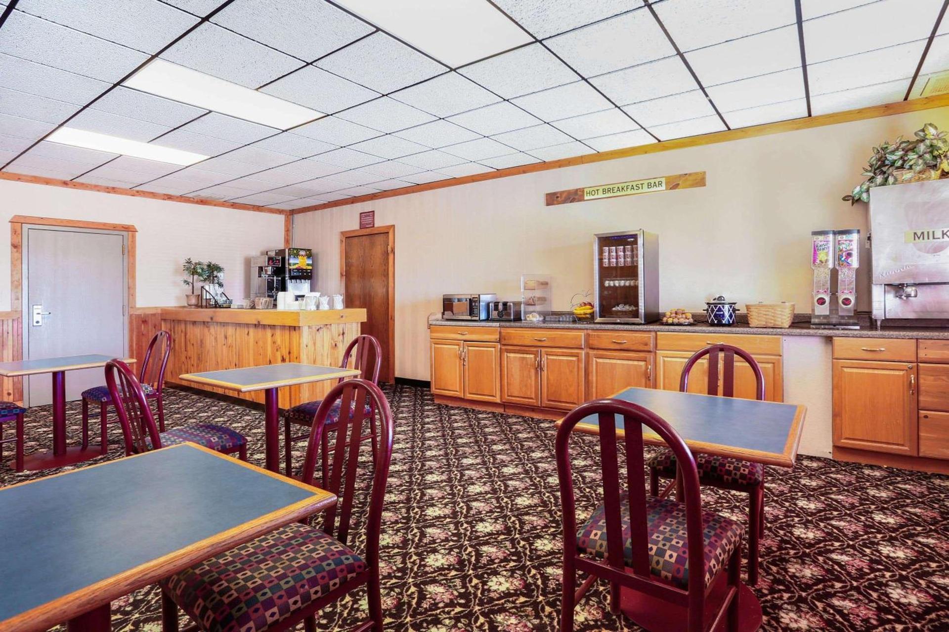 Howard Johnson by Wyndham Helena photo 3