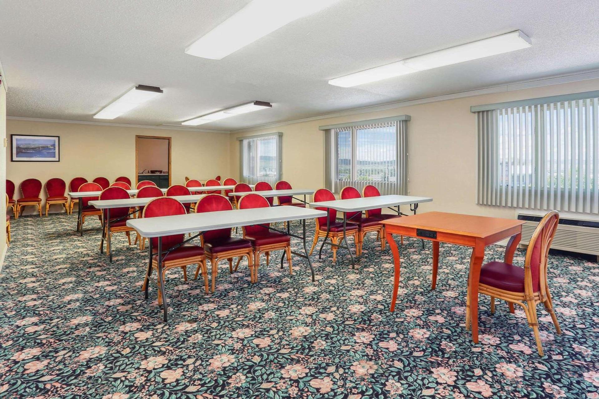 Howard Johnson by Wyndham Helena photo 10