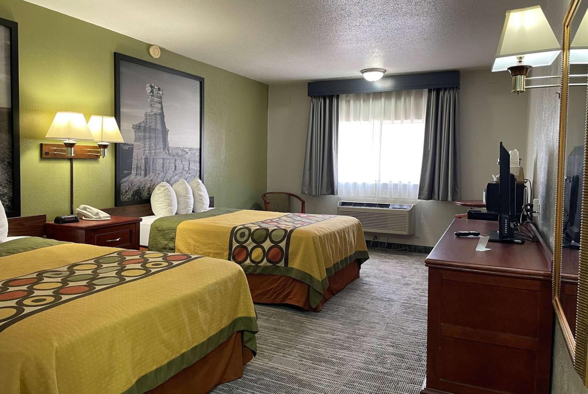 Super 8 by Wyndham Amarillo Central TX photo 8