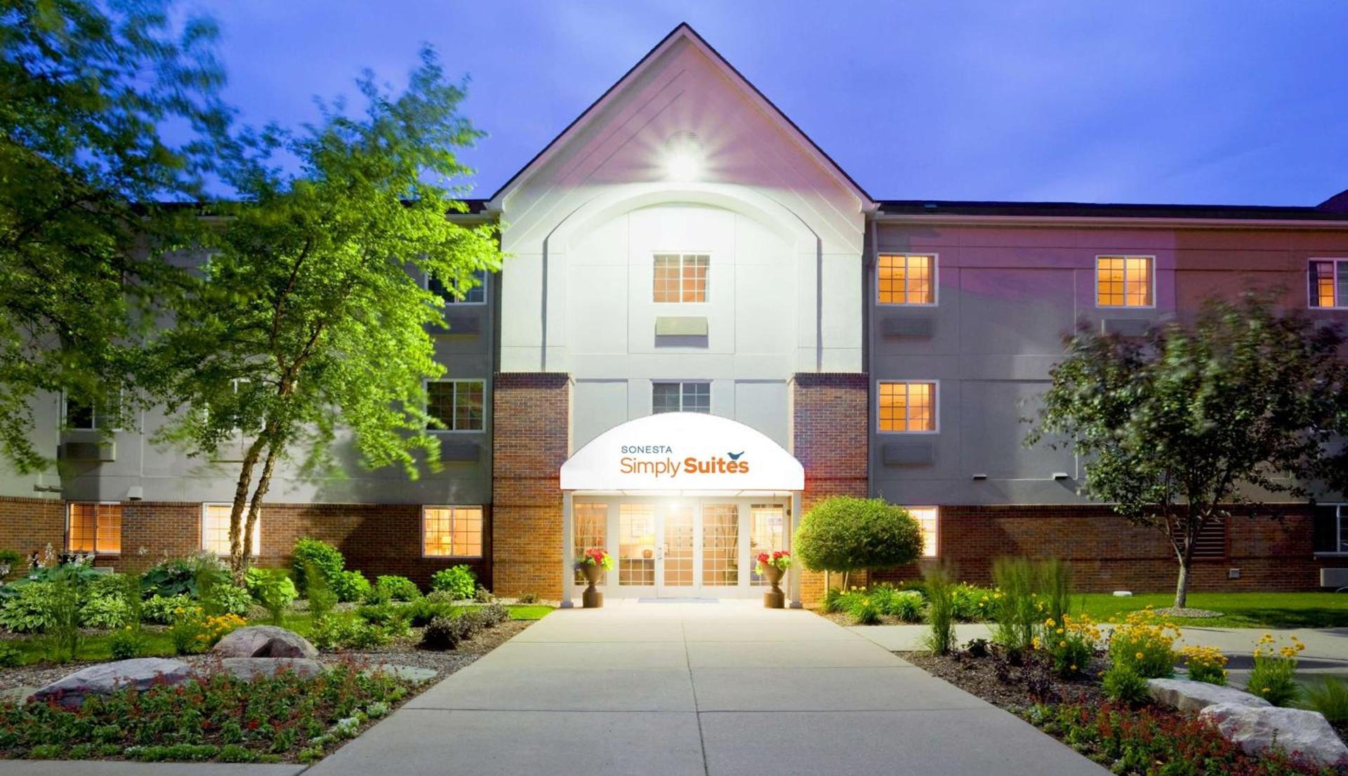 Sonesta Simply Suites Minneapolis Richfield photo 1