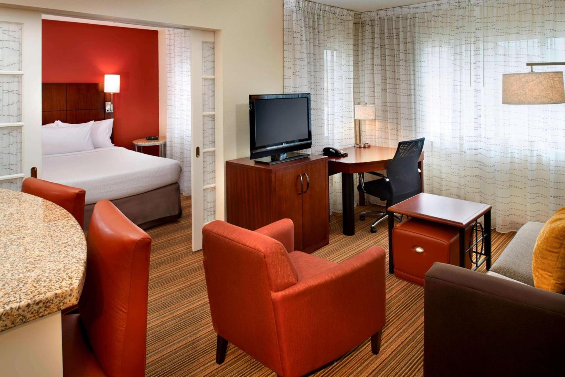 Sonesta ES Suites Detroit Warren photo 9