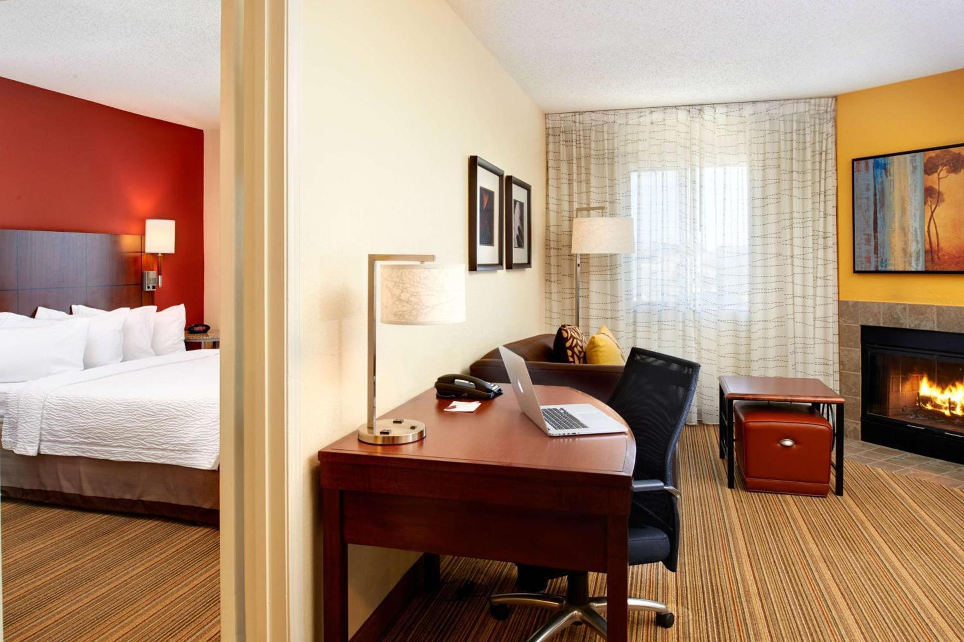 Sonesta ES Suites Detroit Warren photo 13