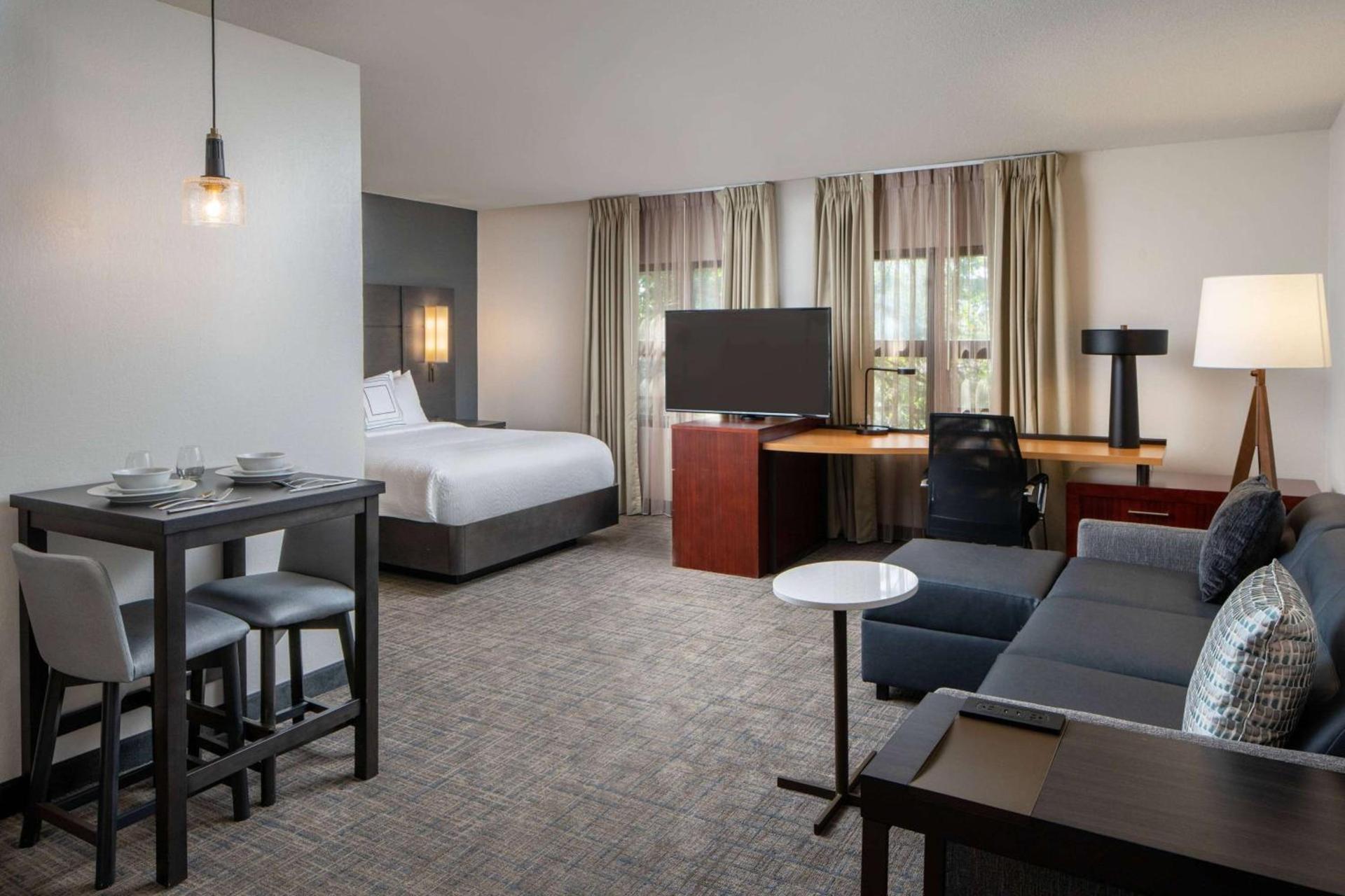 Sonesta ES Suites New Orleans Convention Center photo 37