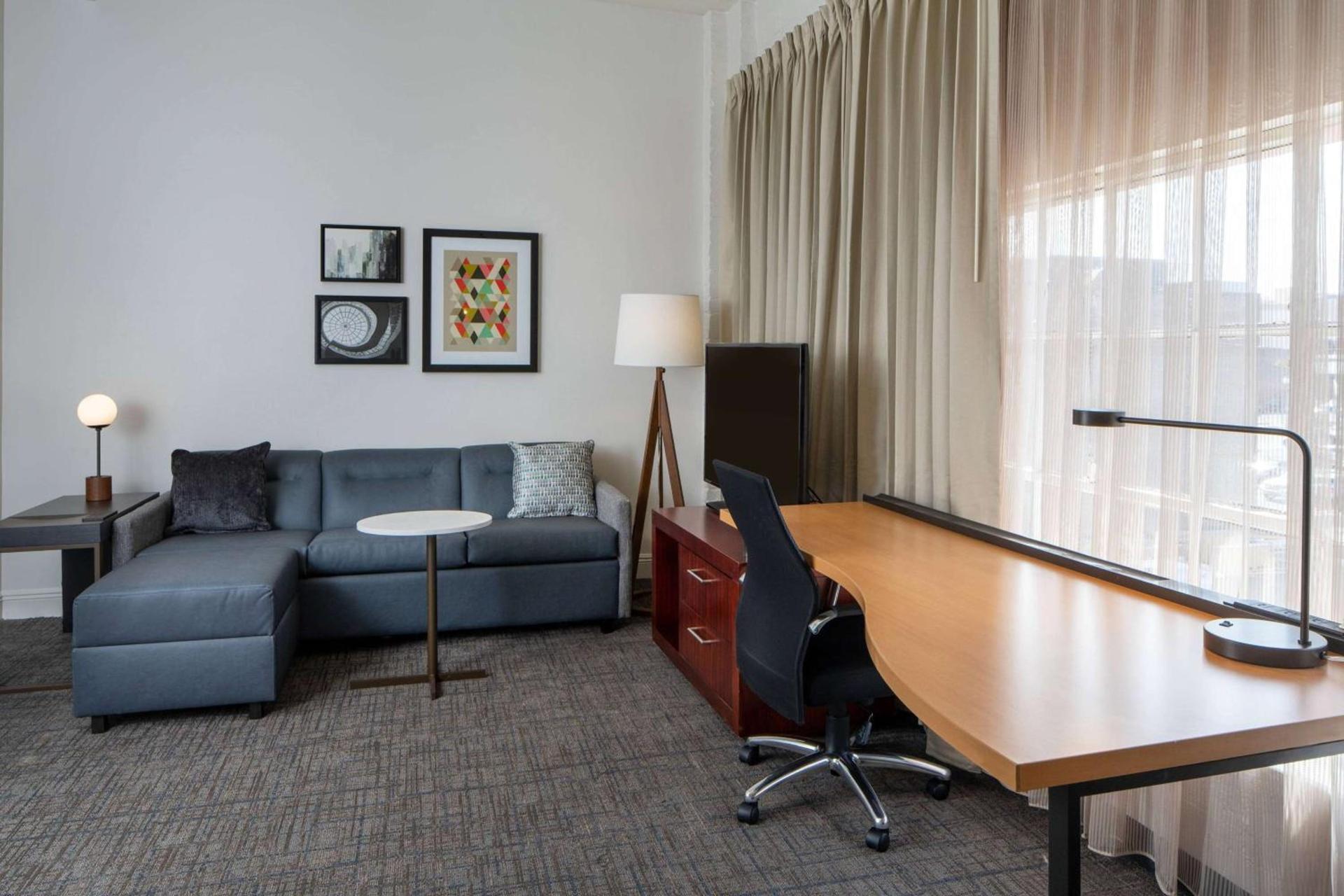 Sonesta ES Suites New Orleans Convention Center photo 25