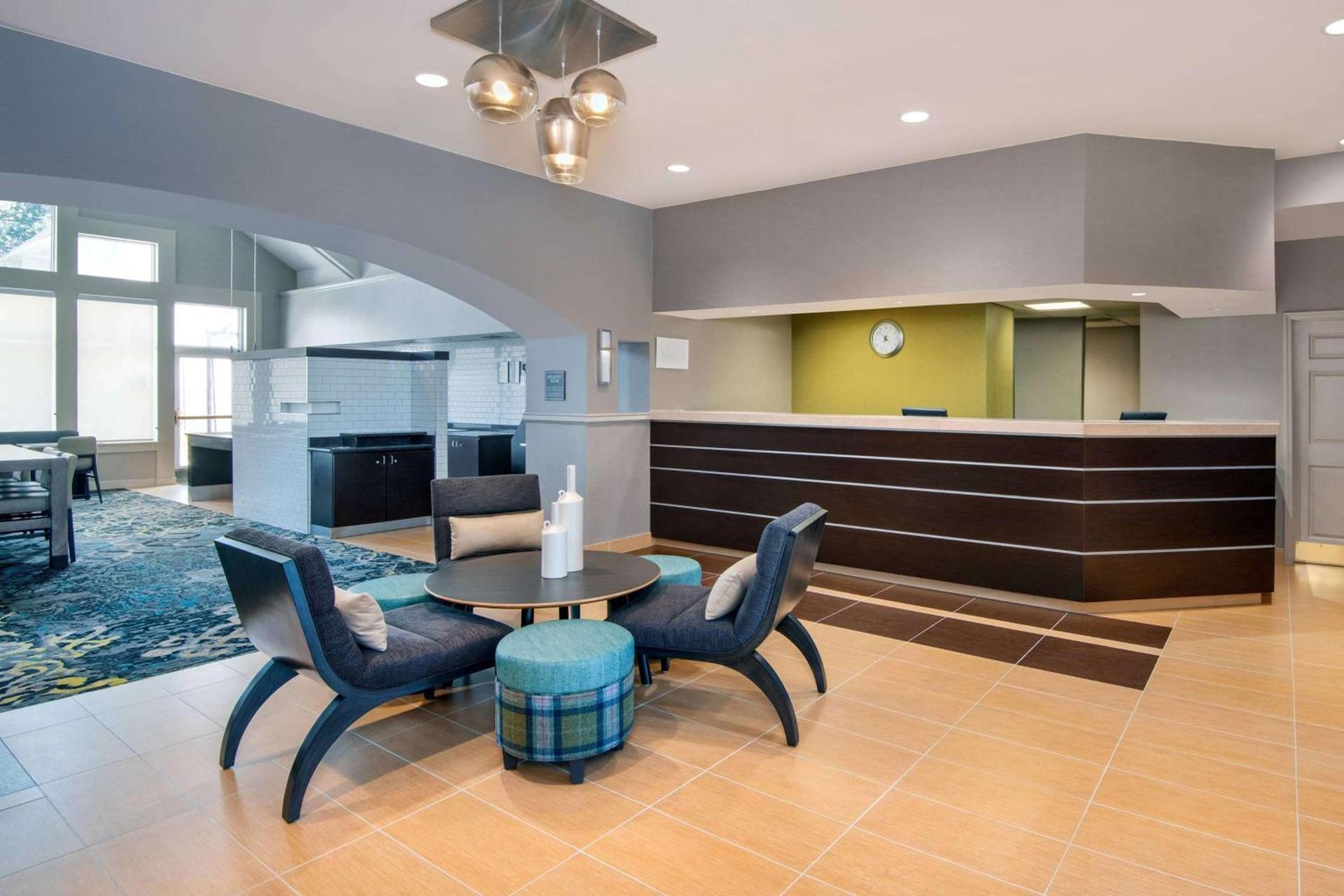 Sonesta ES Suites Atlanta Kennesaw Town Center photo 3