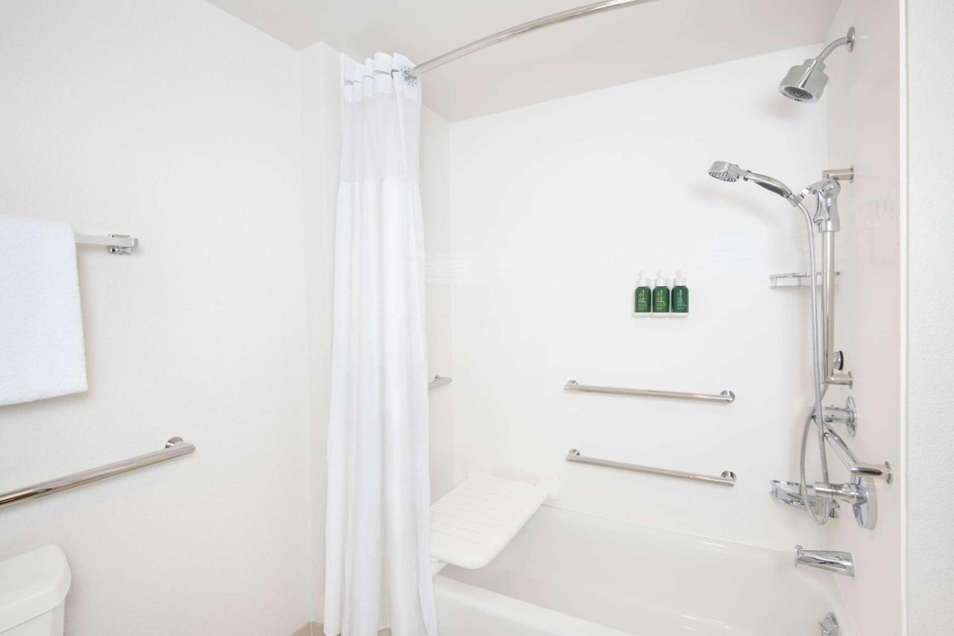 Sonesta ES Suites Atlanta Kennesaw Town Center photo 15