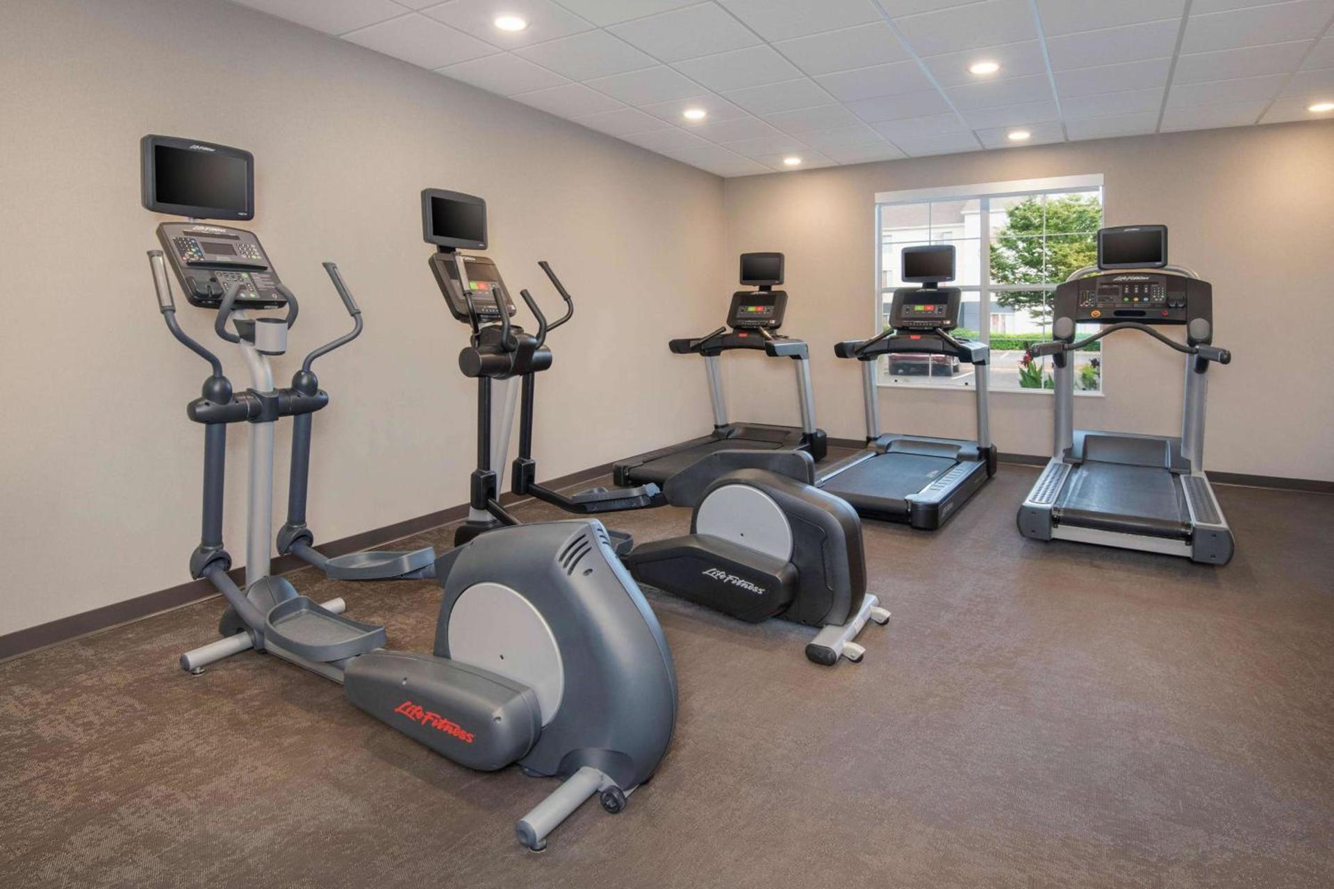Sonesta ES Suites Atlanta Kennesaw Town Center photo 22