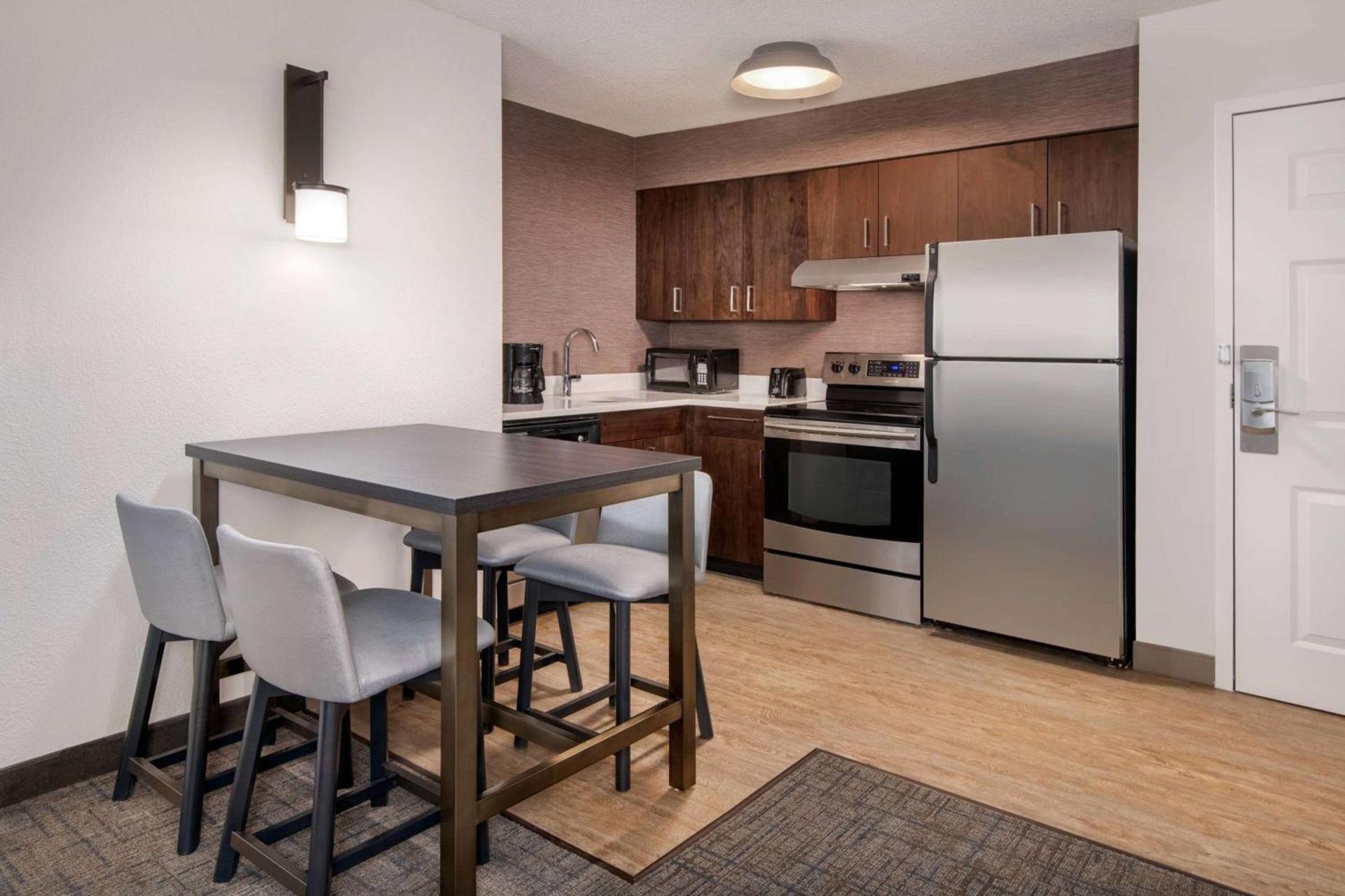 Sonesta ES Suites Atlanta Kennesaw Town Center photo 26