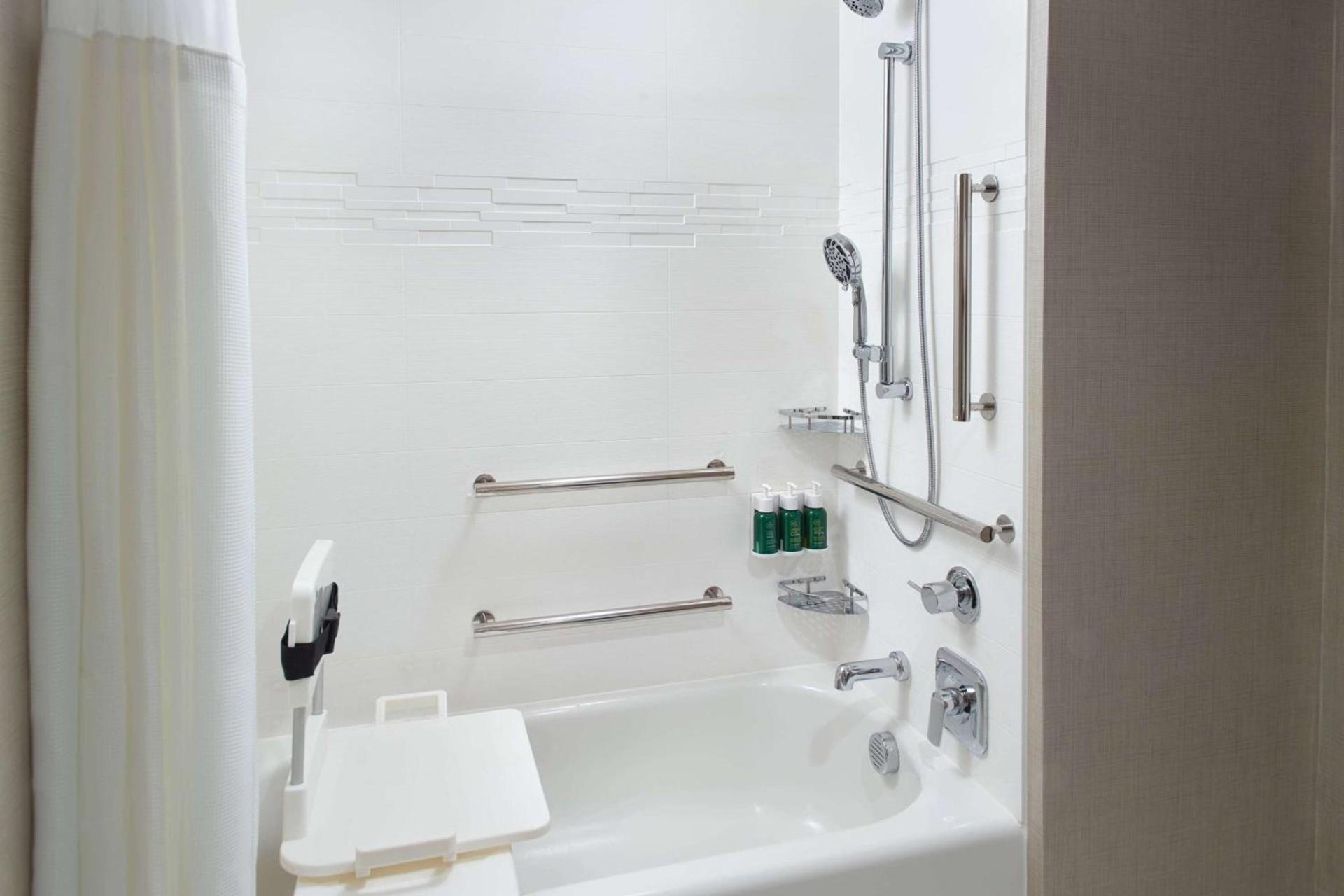 Sonesta ES Suites Raleigh Cary photo 25