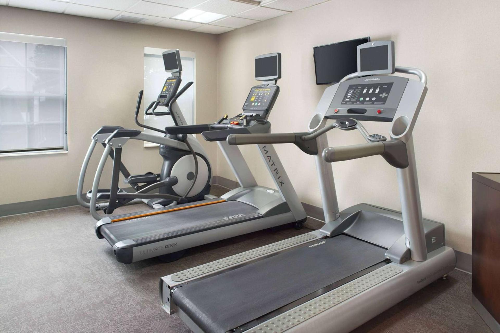 Sonesta ES Suites Raleigh Cary photo 18