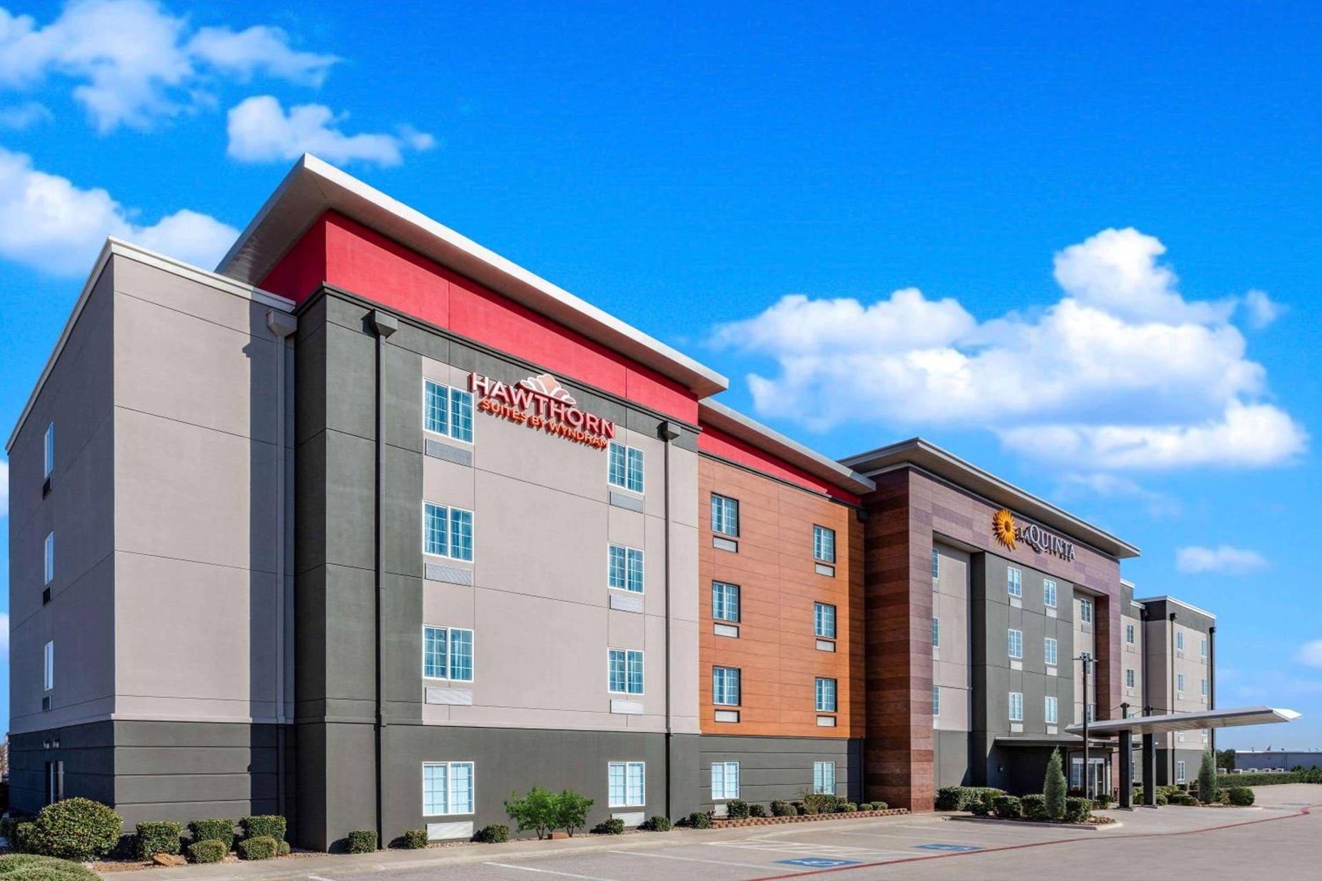 Hawthorn Extended Stay by Wyndham Ardmore photo 1