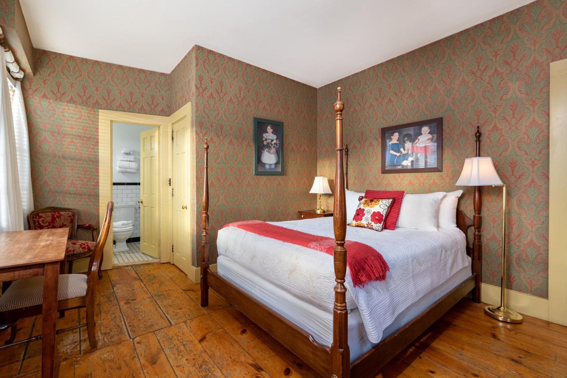 The Norwich Inn photo 5