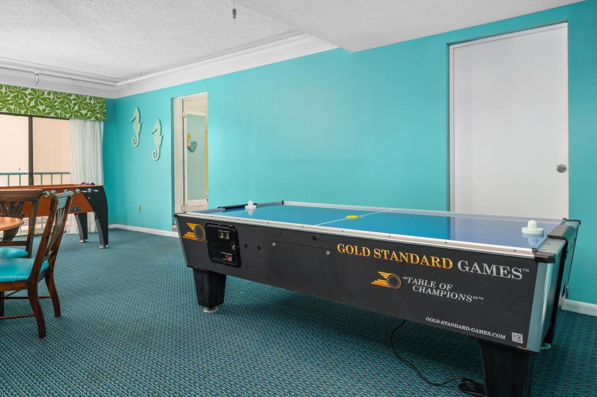Cayman Suites Hotel photo 10