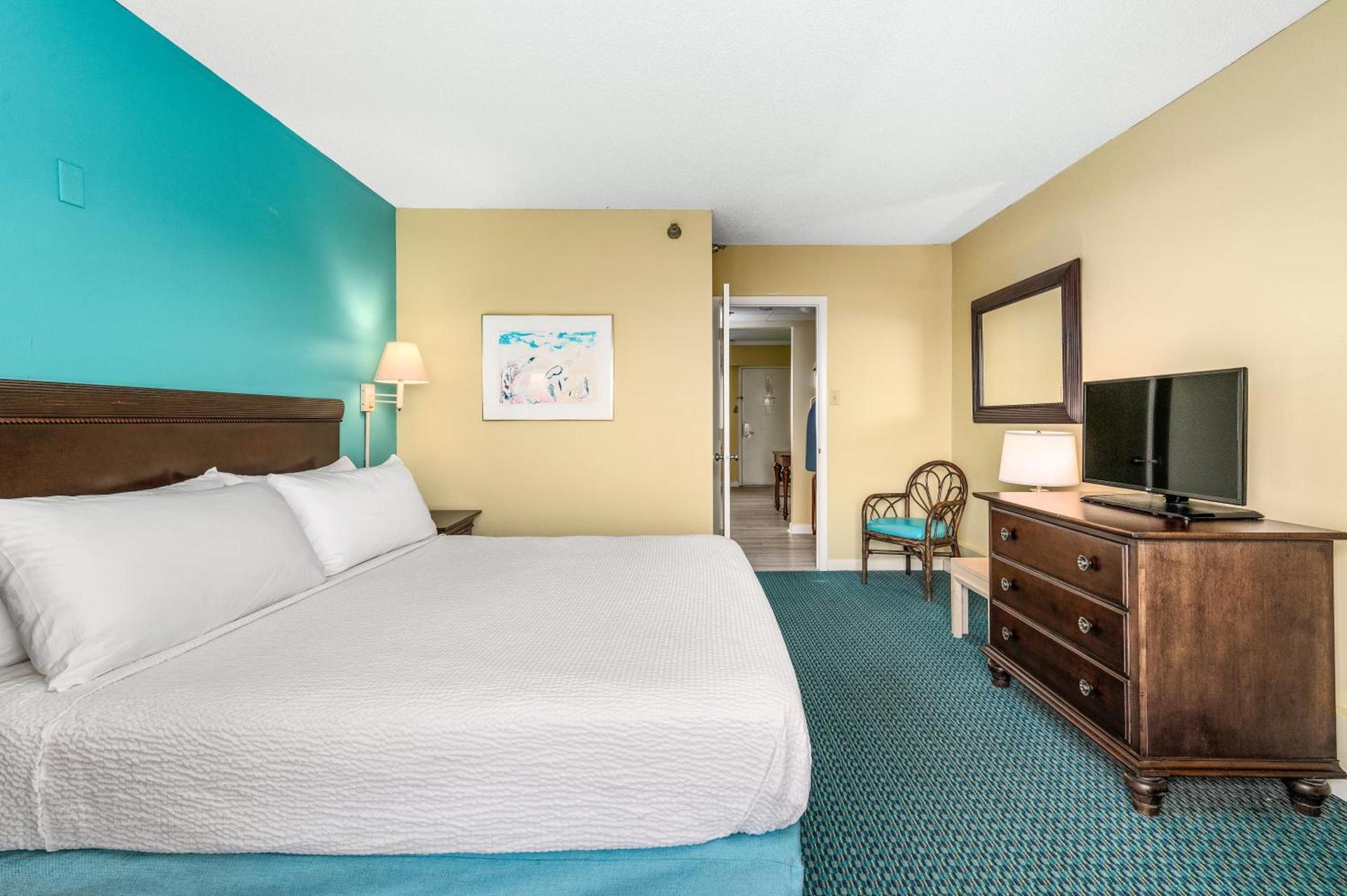 Cayman Suites Hotel photo 30
