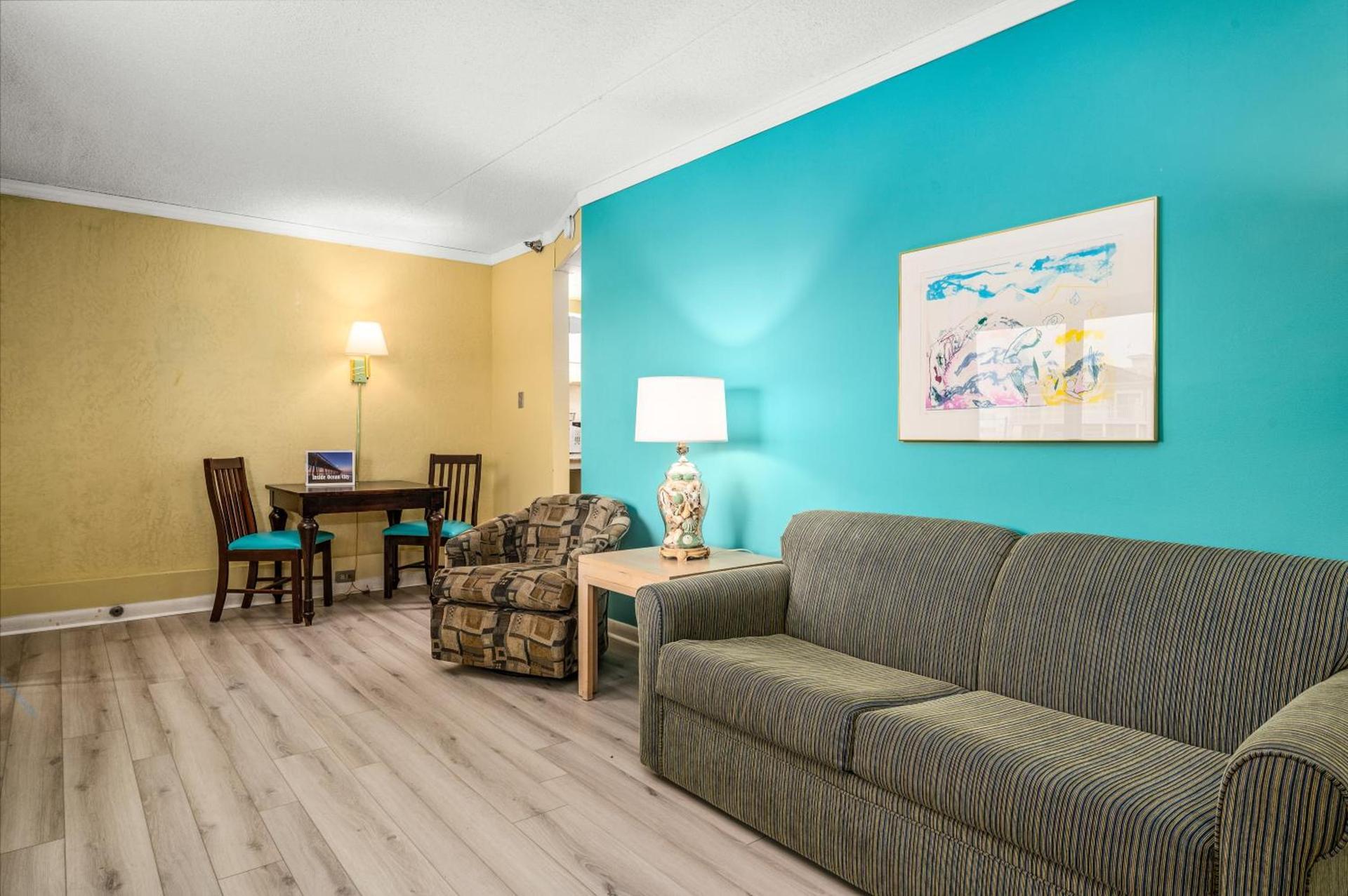 Cayman Suites Hotel photo 35