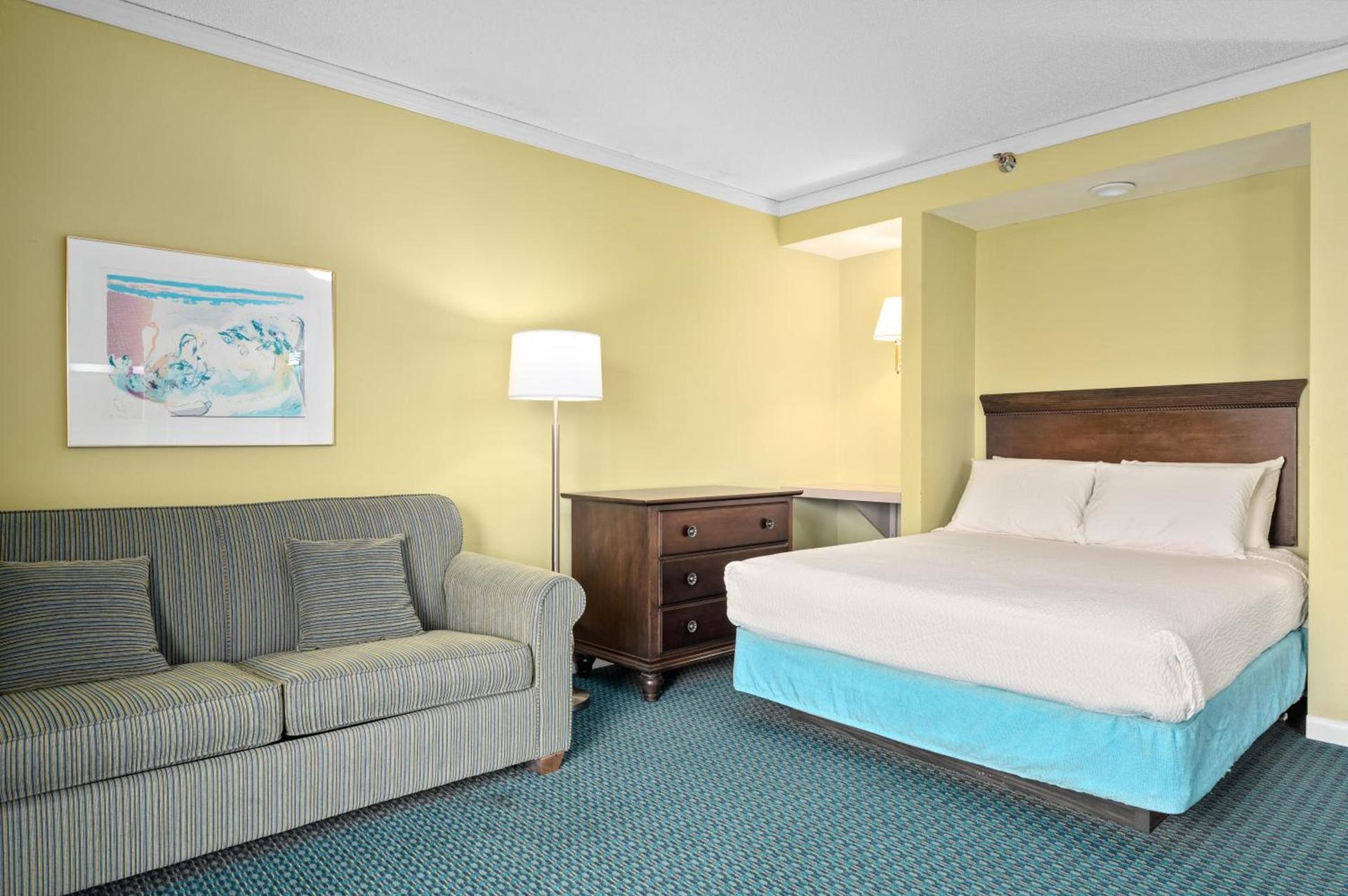 Cayman Suites Hotel photo 52