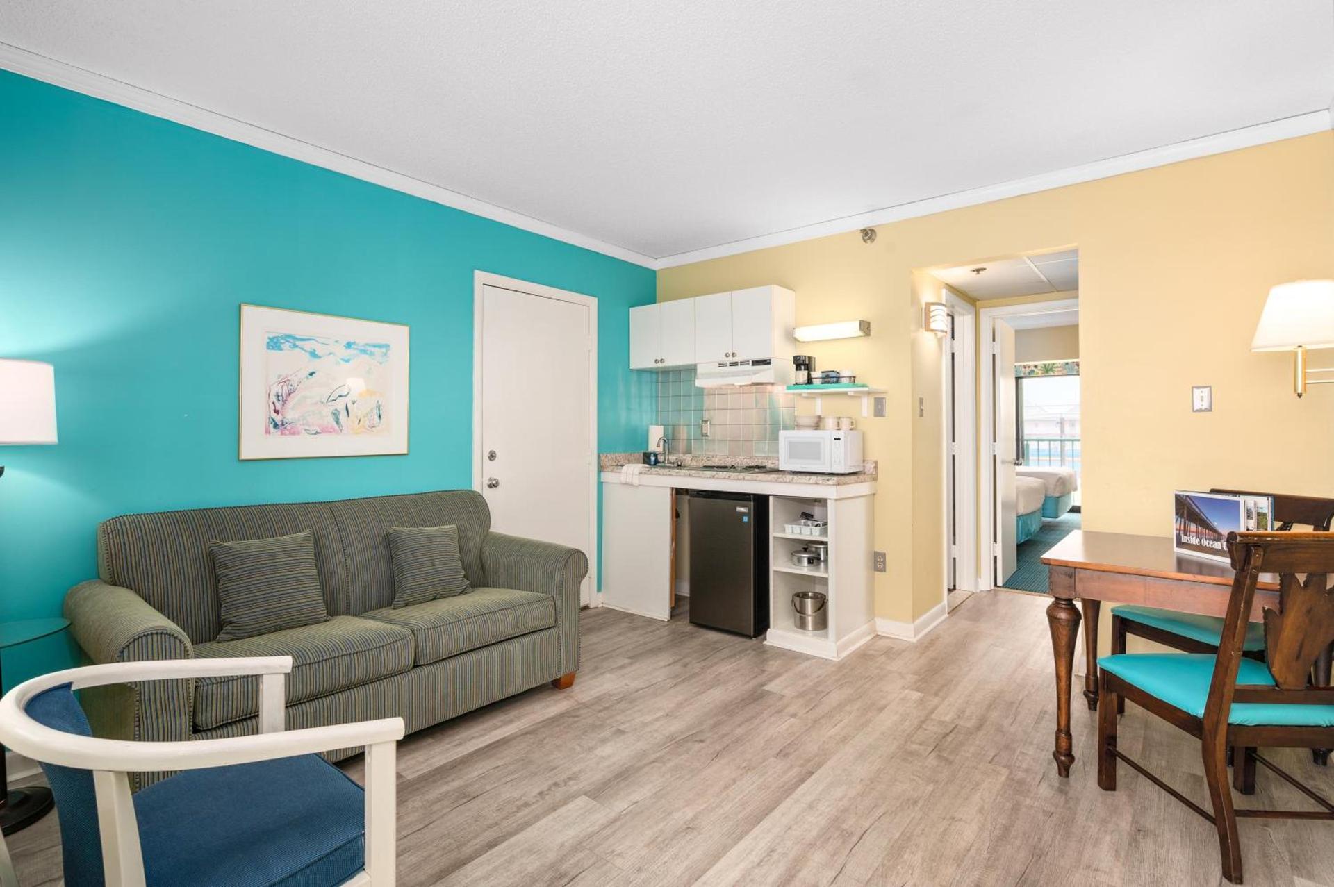 Cayman Suites Hotel photo 49
