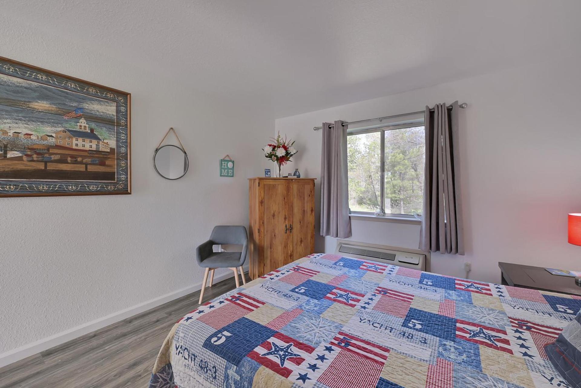 Brownsville Motel photo 9