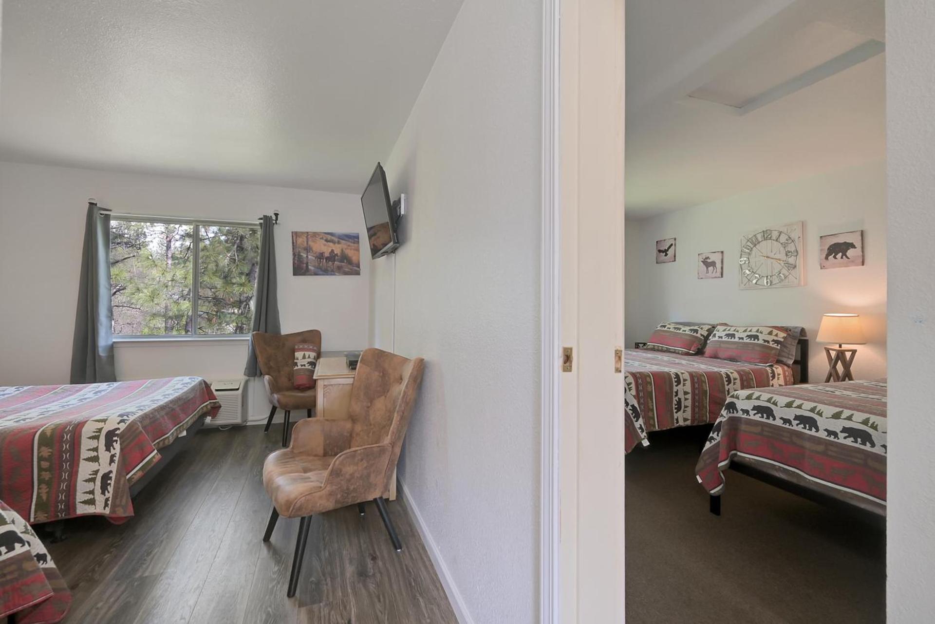 Brownsville Motel photo 18