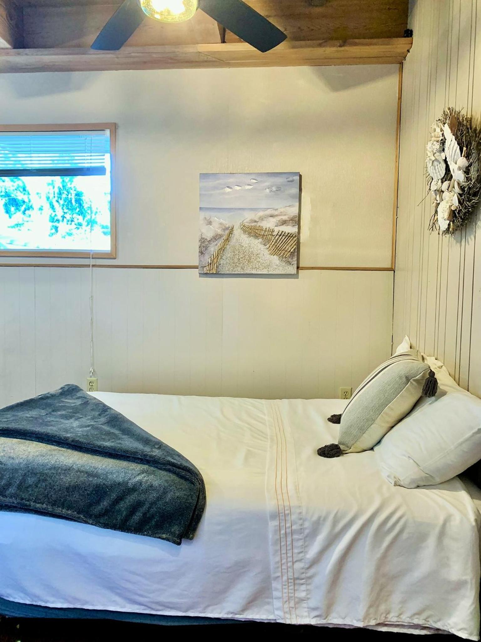 Breakers Boutique Inn photo 36