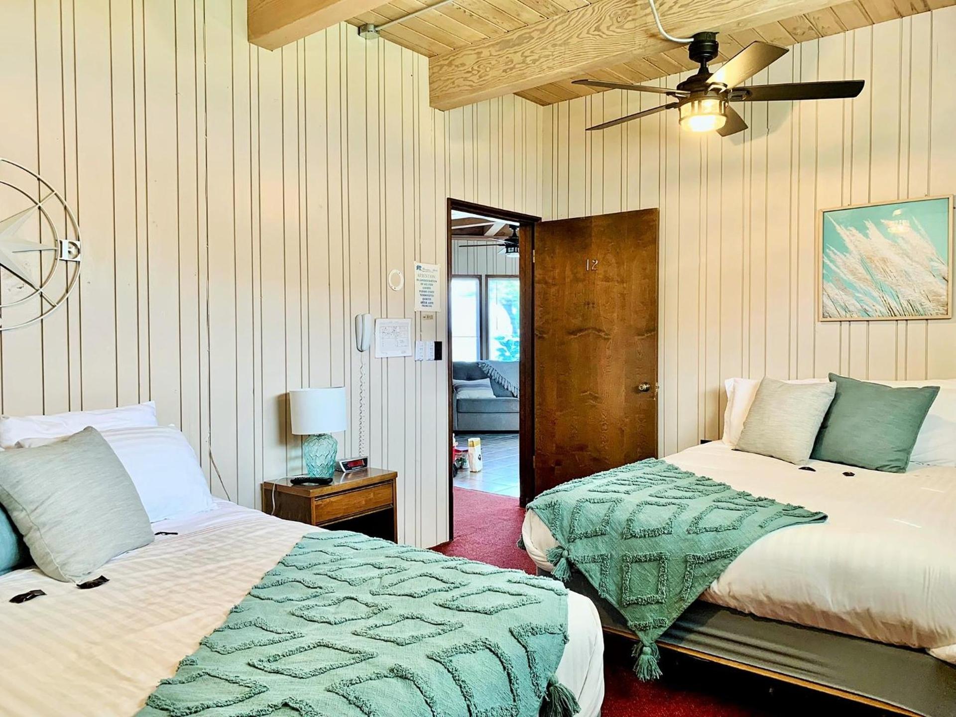 Breakers Boutique Inn photo 46