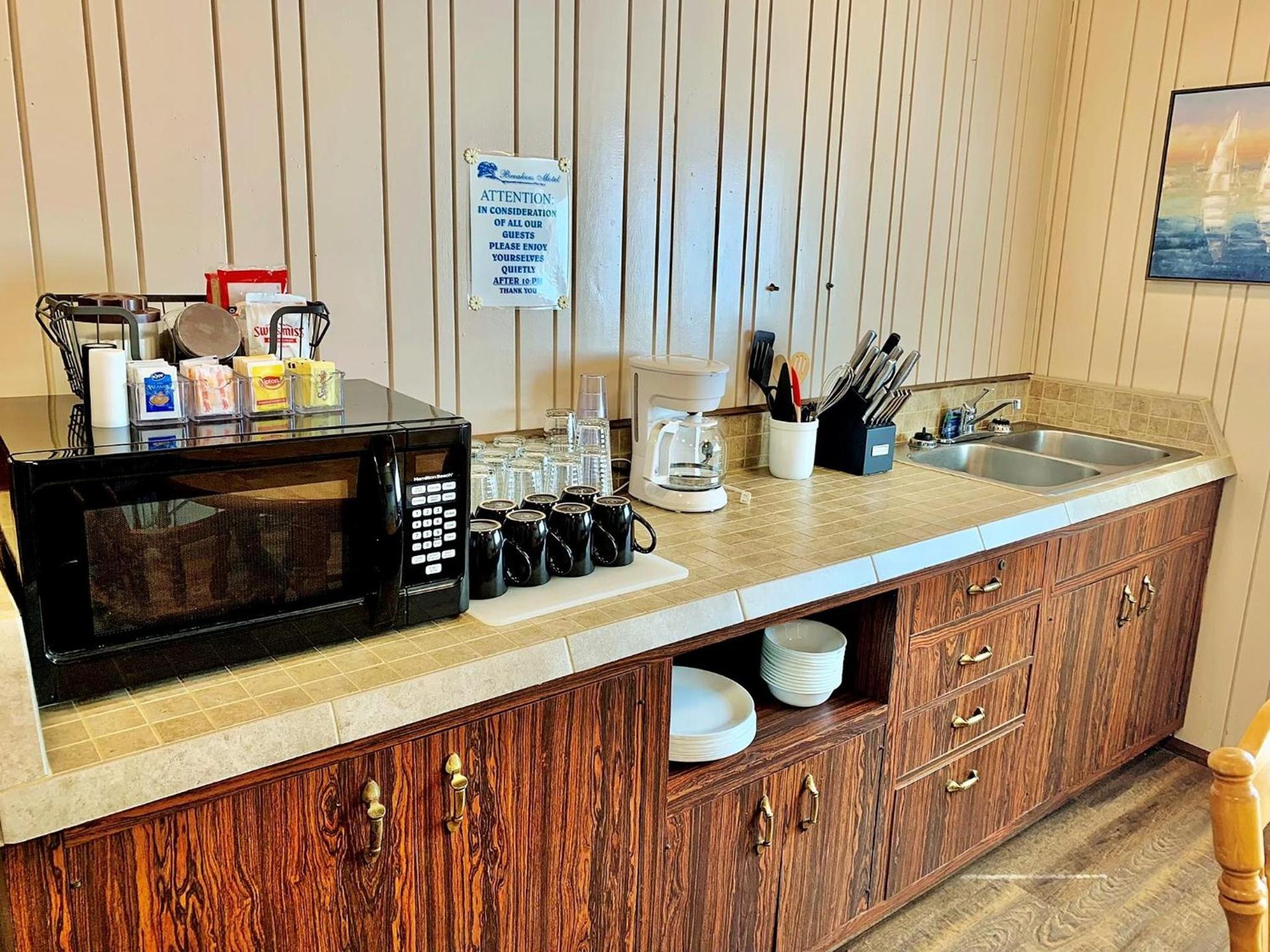 Breakers Boutique Inn photo 50