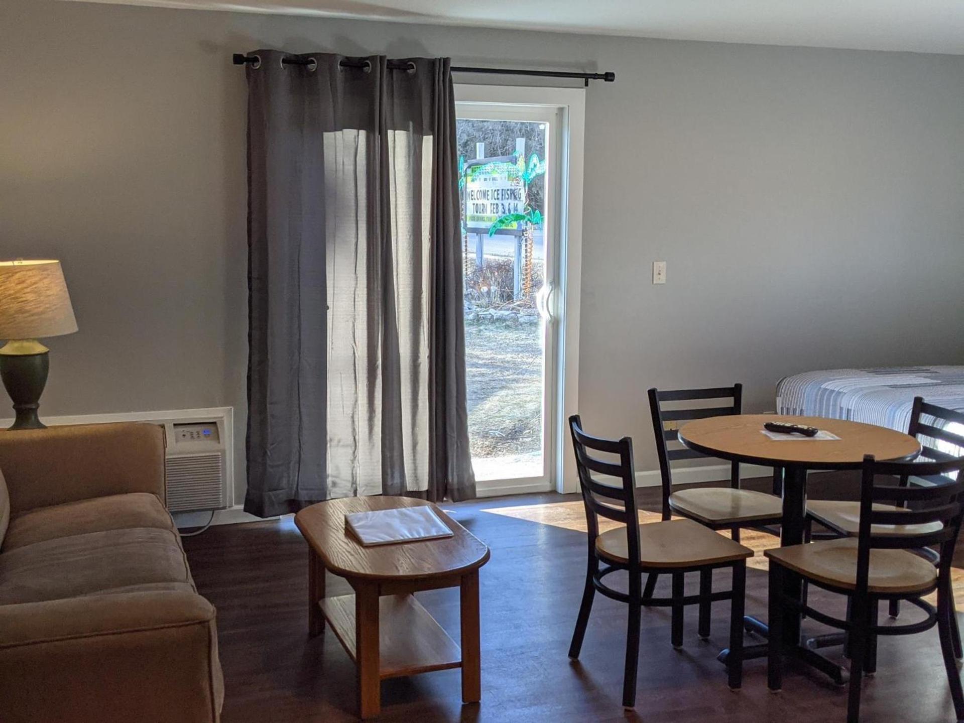 Beach Harbor Resort photo 36