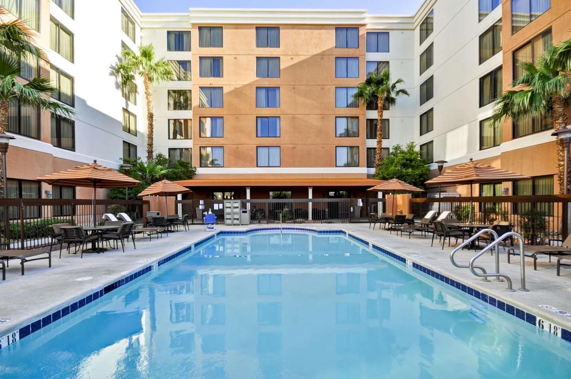 Hyatt Place Las Vegas photo 2
