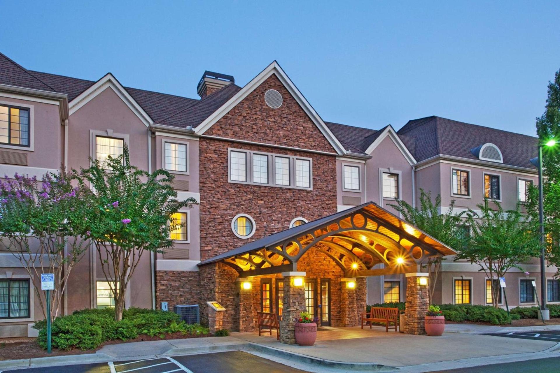 Sonesta ES Suites Atlanta Alpharetta Avalon photo 3
