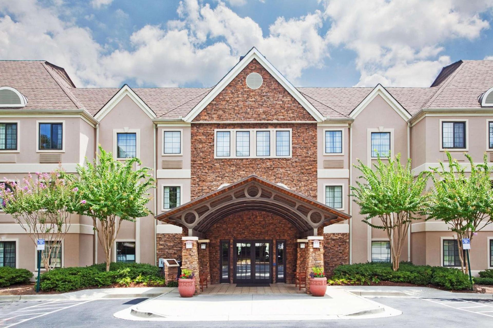 Sonesta ES Suites Atlanta Alpharetta Avalon photo 2