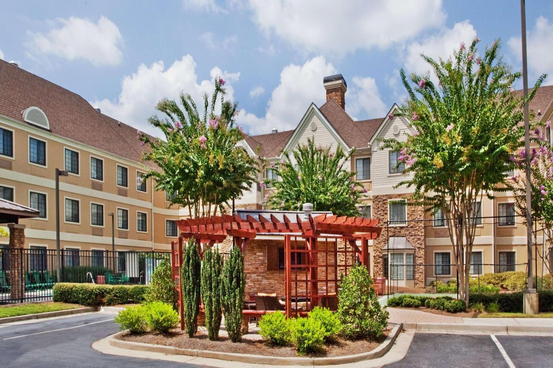 Sonesta ES Suites Atlanta Alpharetta Avalon photo 4