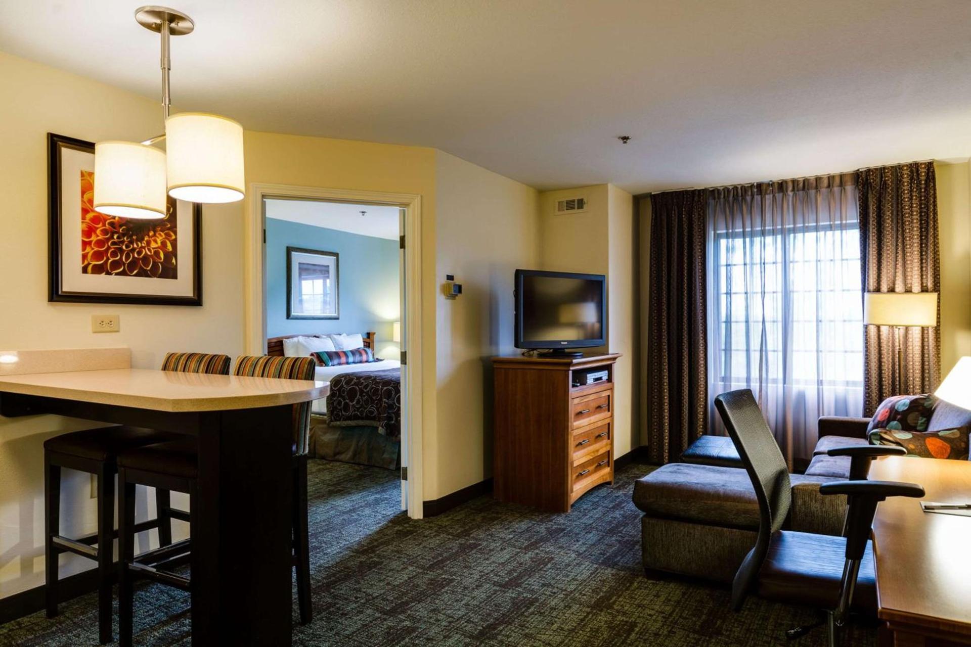 Sonesta ES Suites Atlanta Alpharetta Avalon photo 9