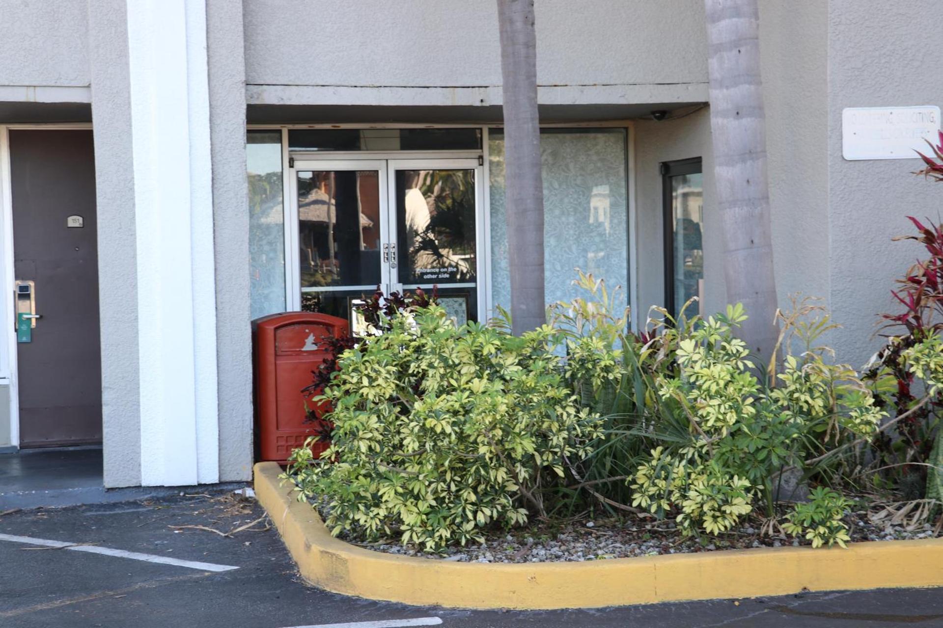 Howard Johnson by Wyndham Orlando-International Drive photo 10