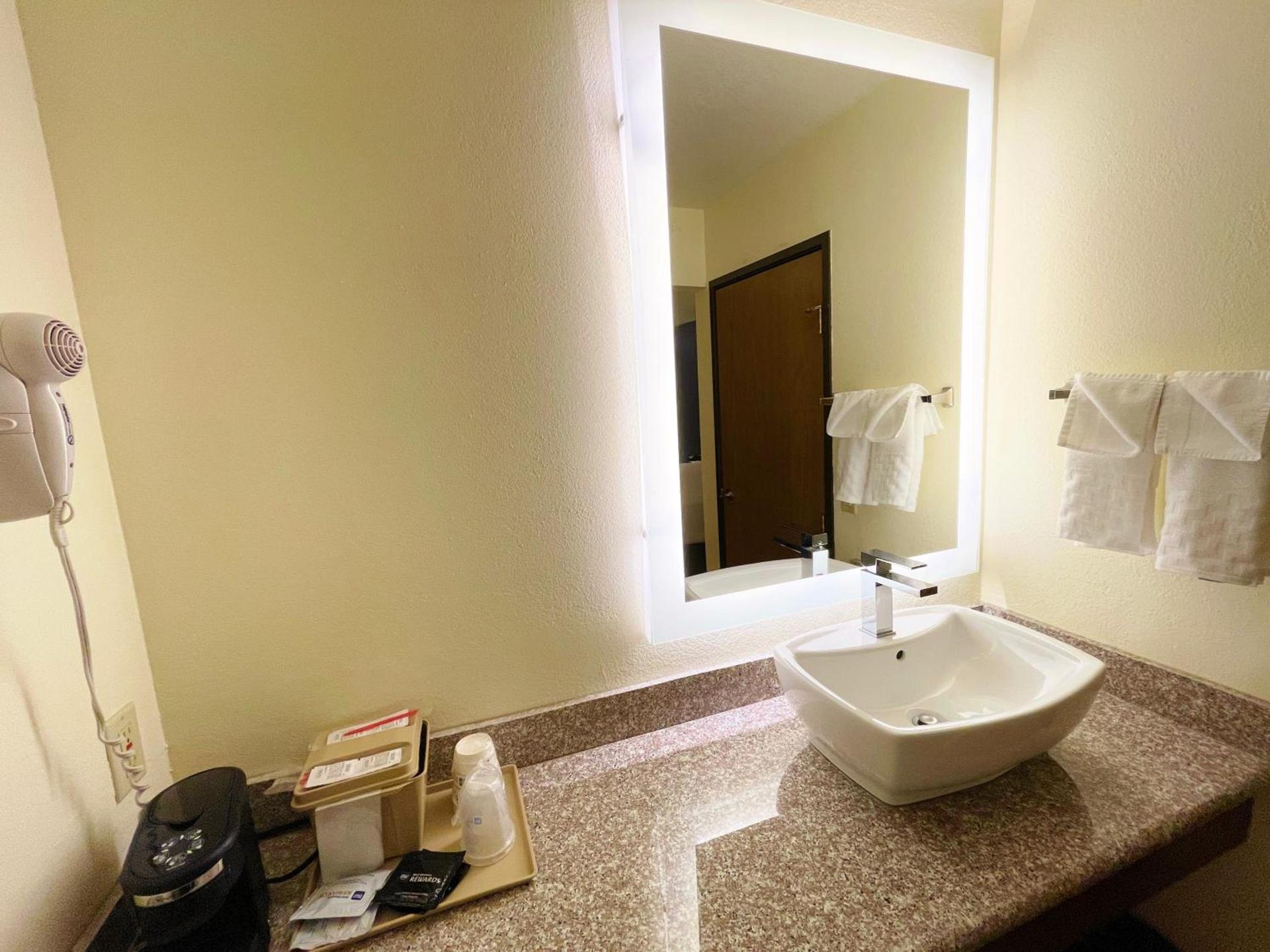 SureStay Hotel by Best Western Williams photo 47
