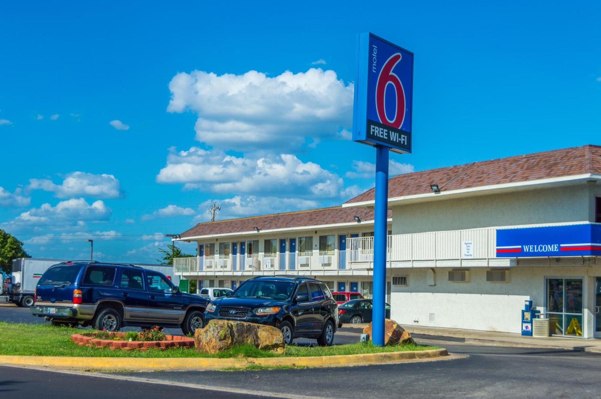 Motel 6-Ardmore, OK photo 33
