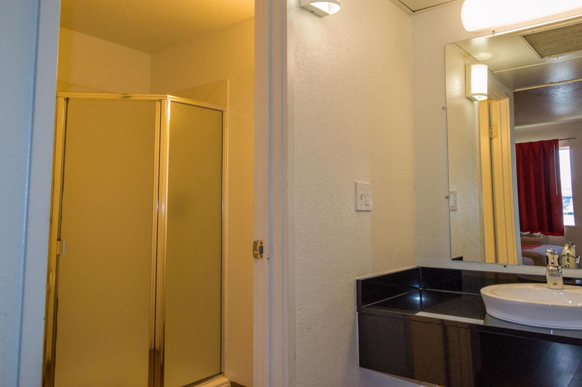 Motel 6-Ardmore, OK photo 45