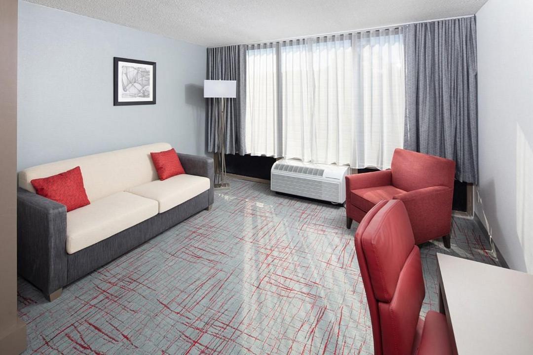 Wyndham Garden Columbia-Ft Jackson photo 44