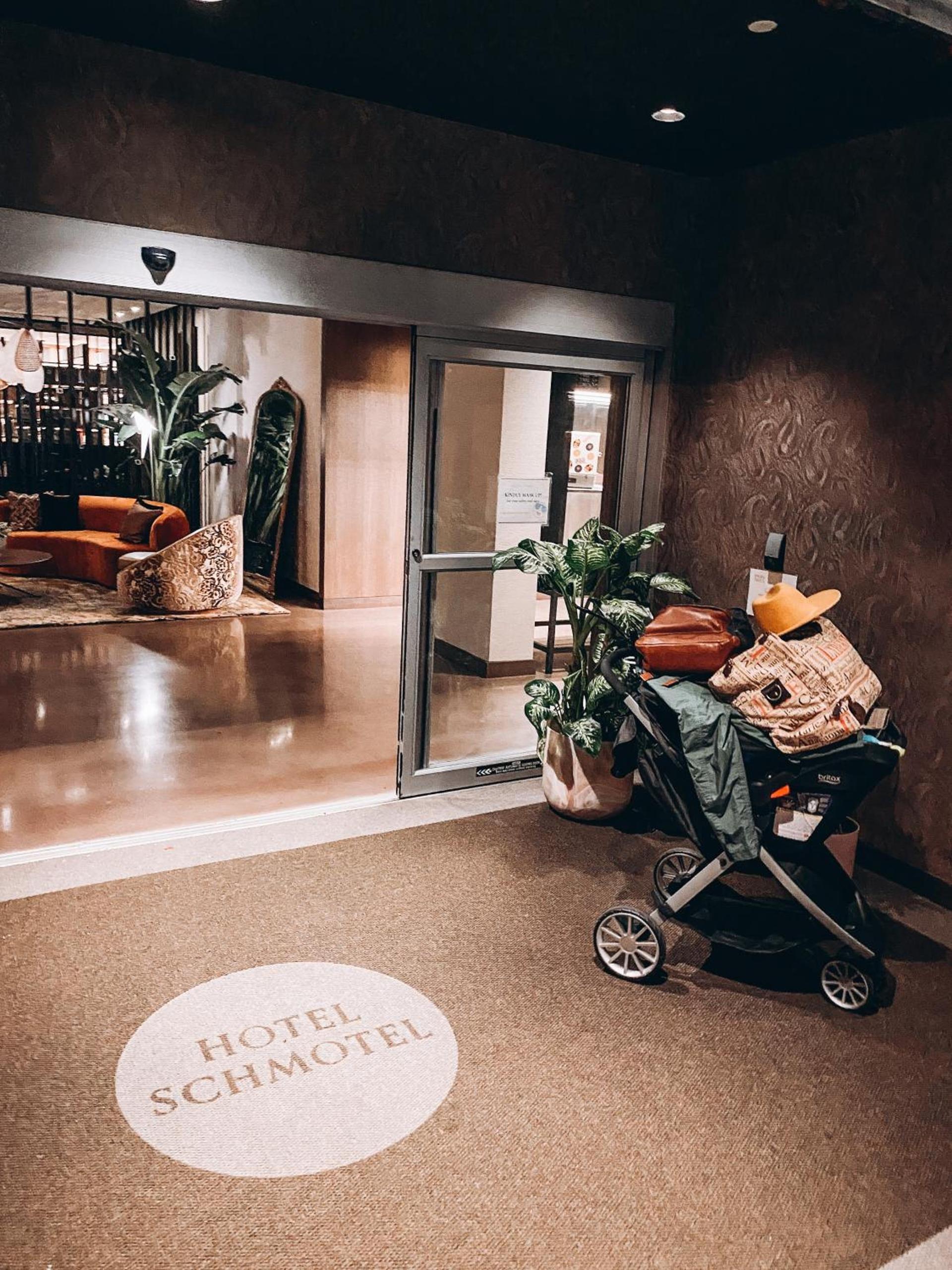 Vignette Collection Yours Truly DC by IHG photo 4
