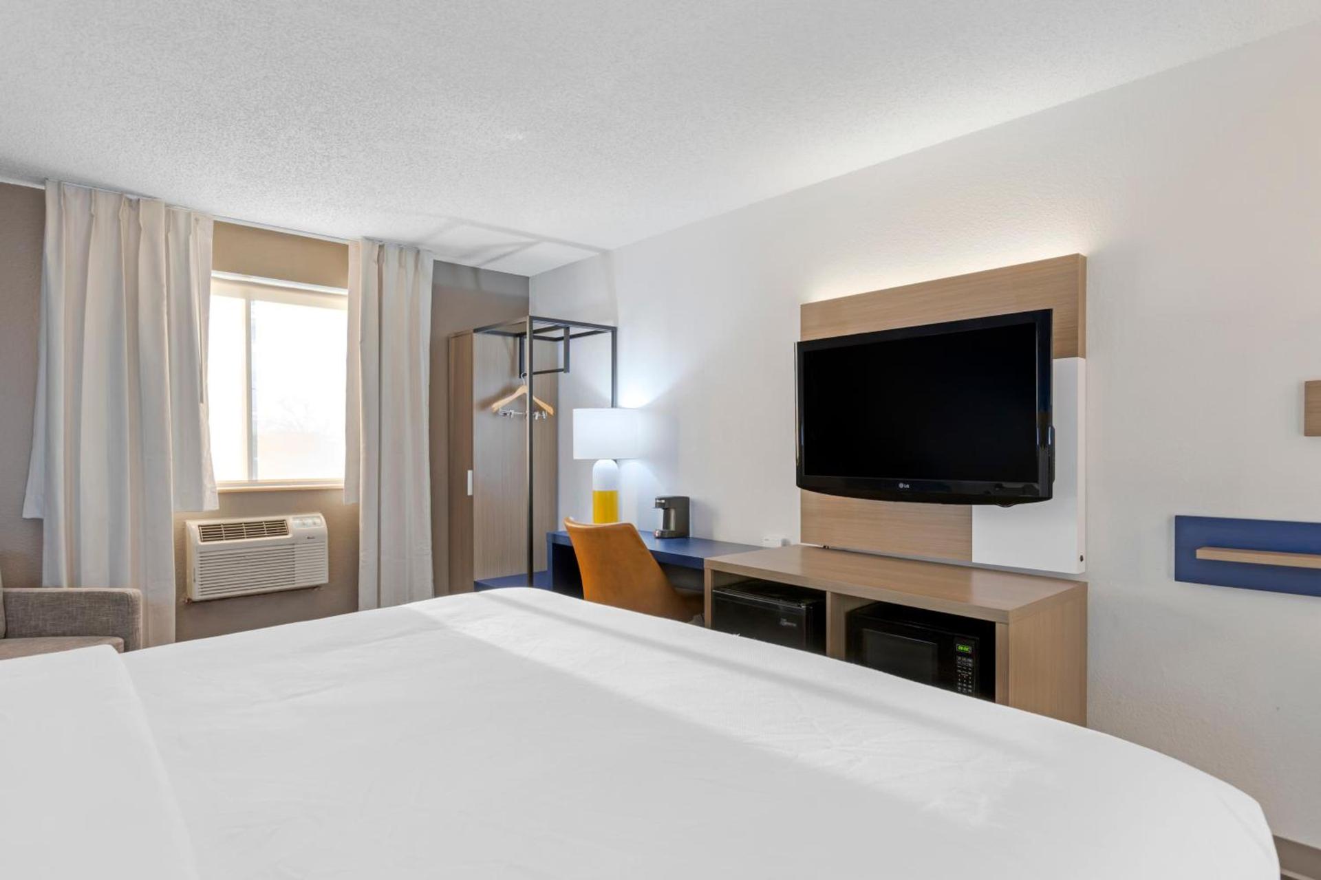 Comfort Inn Detroit - Troy photo 43